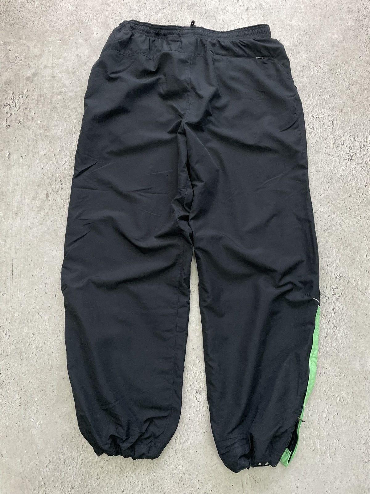 Nike Nike Black Track Pants Green Stripe Y2K Tech Size US 35 - 8 Thumbnail