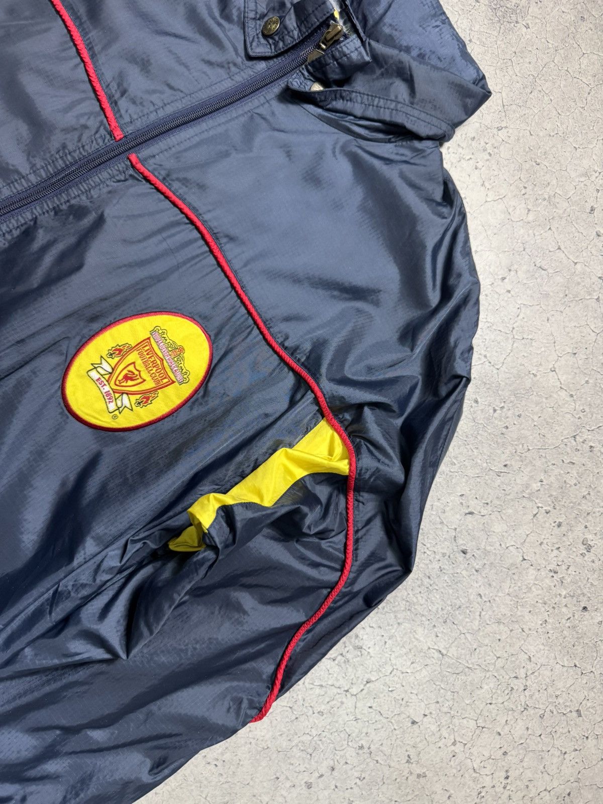 Reebok Reebok FC Liverpool Nylon Jacket Vintage 90s Rare Carlsberg Size US S / EU 44-46 / 1 - 6 Thumbnail