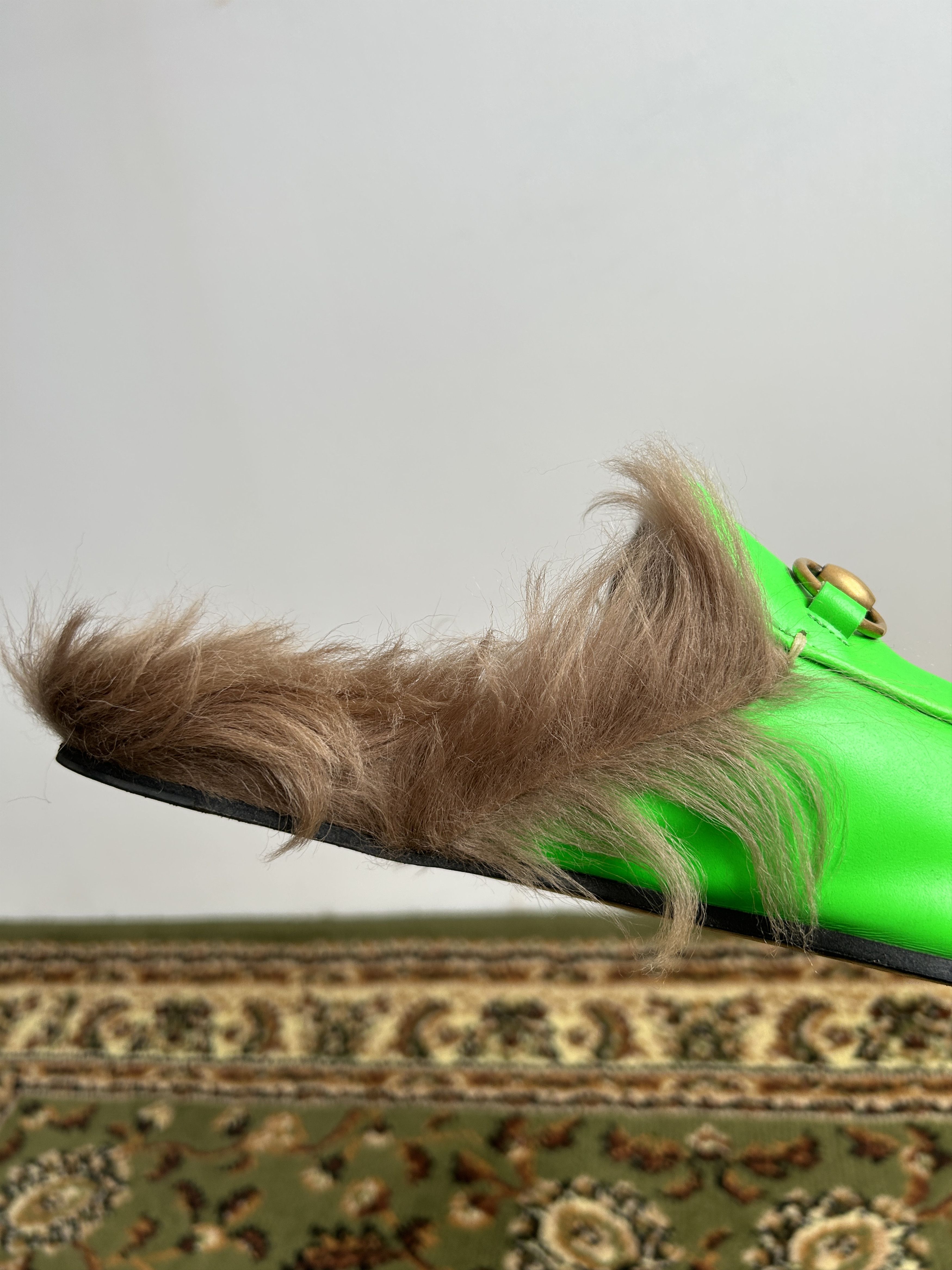 Gucci Gucci princetown horsebit kangaroo fur slip ons neon green Size US 10 / EU 43 - 17 Thumbnail