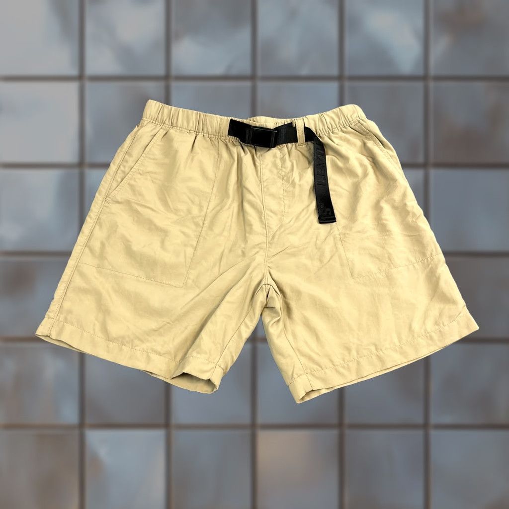 Levi's Levi's Mens Shorts Bermuda Regular Beige Pocket Pockets Logo Vil Medium? Size US 31 - 1 Thumbnail
