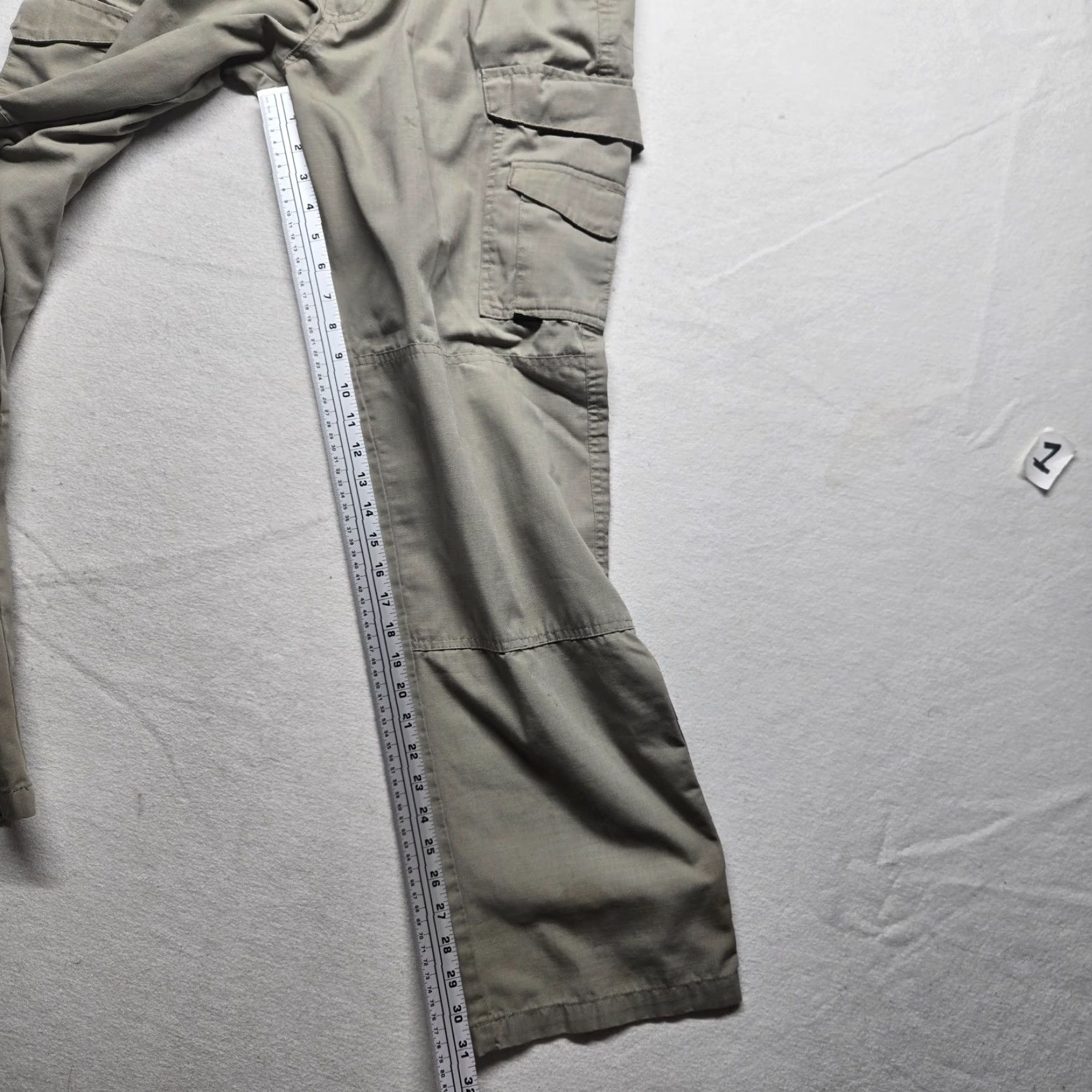 Vintage VINTAGE Tru-Spec Men's Cargo Pants 32X34 Tan Tactical Utility 90s Army Workwear Size US 32 / EU 48 - 5 Thumbnail