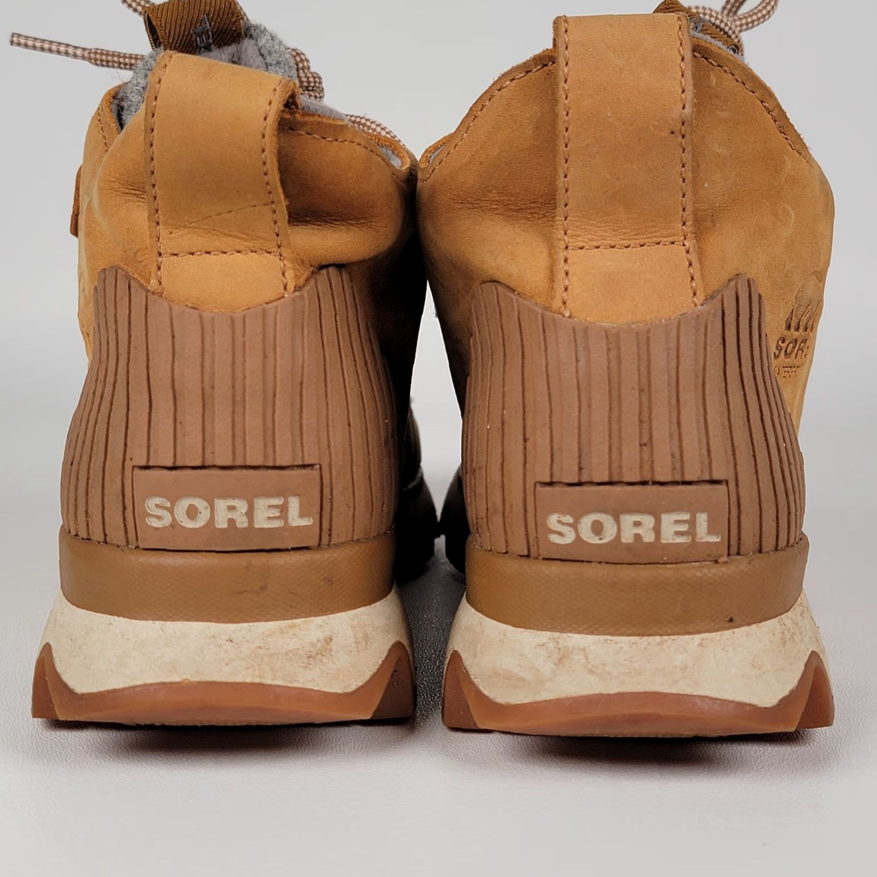 SOREL Sorel Kinetic Caribou Waterproof Ankle Snow Boot Leather Wool Women's 7.5 Tan Brown/Gray Boots Women's 7.5 Navy? Size US 8 / IT 38 - 7 Thumbnail