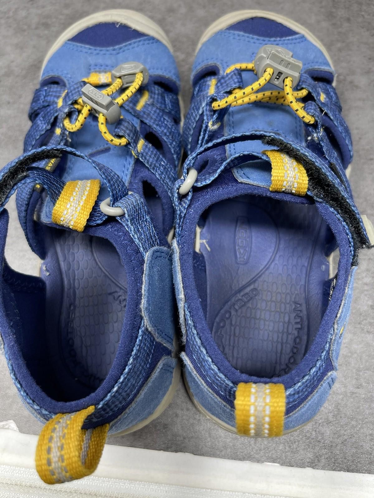 KEEN KEEN Seacamp Sandals Kids Size 13 Toddler Blue Closed Toe Size US 13 / EU 46 - 9 Thumbnail