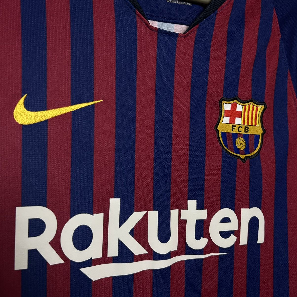 Nike Mens Nike FC Barcelona Origi Player home soccer jersey Size US S / EU 44-46 / 1 - 5 Thumbnail