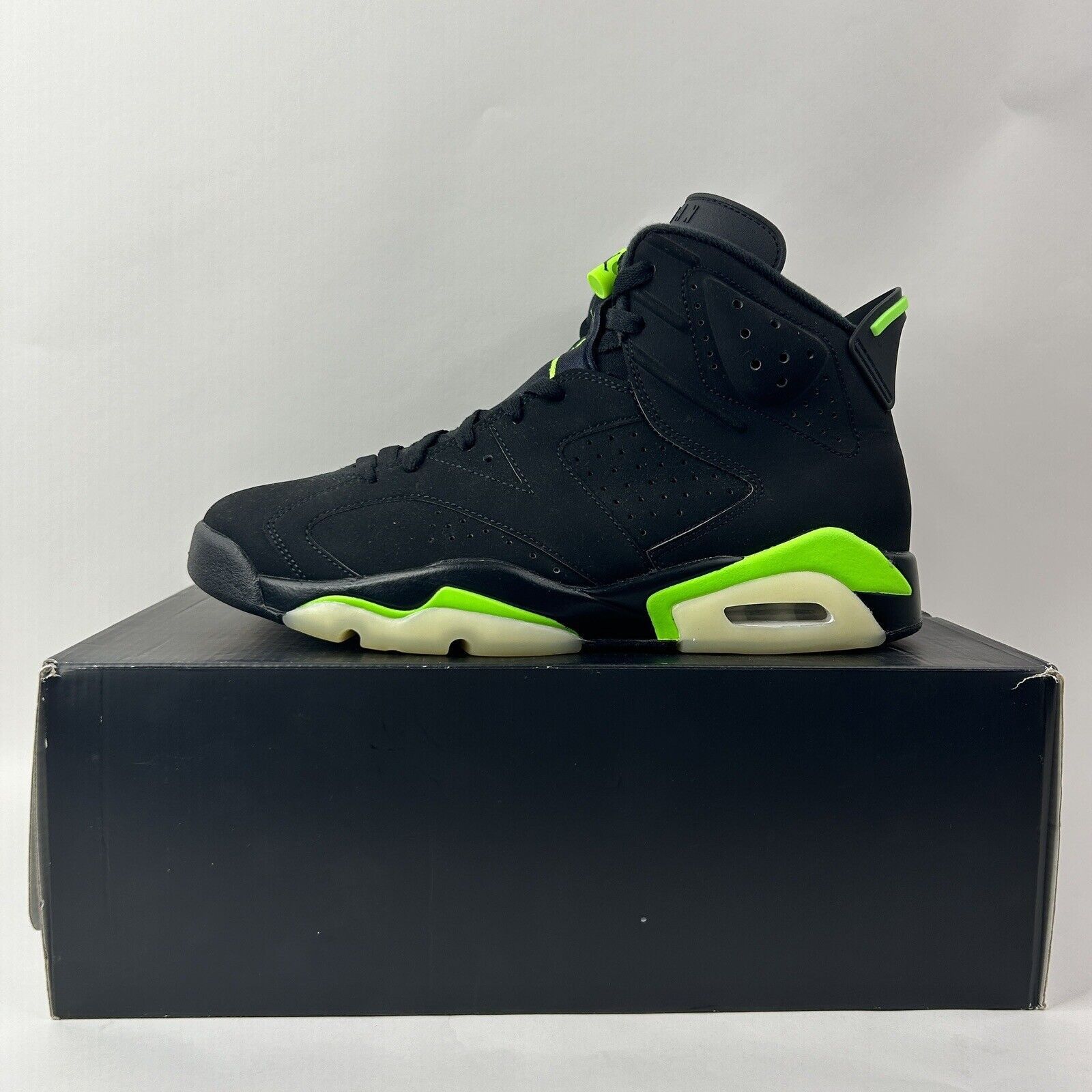Nike Nike Air Jordan 6 Retro OG “Electric Green” 2024 Size US 11 / EU 44 - 6 Thumbnail