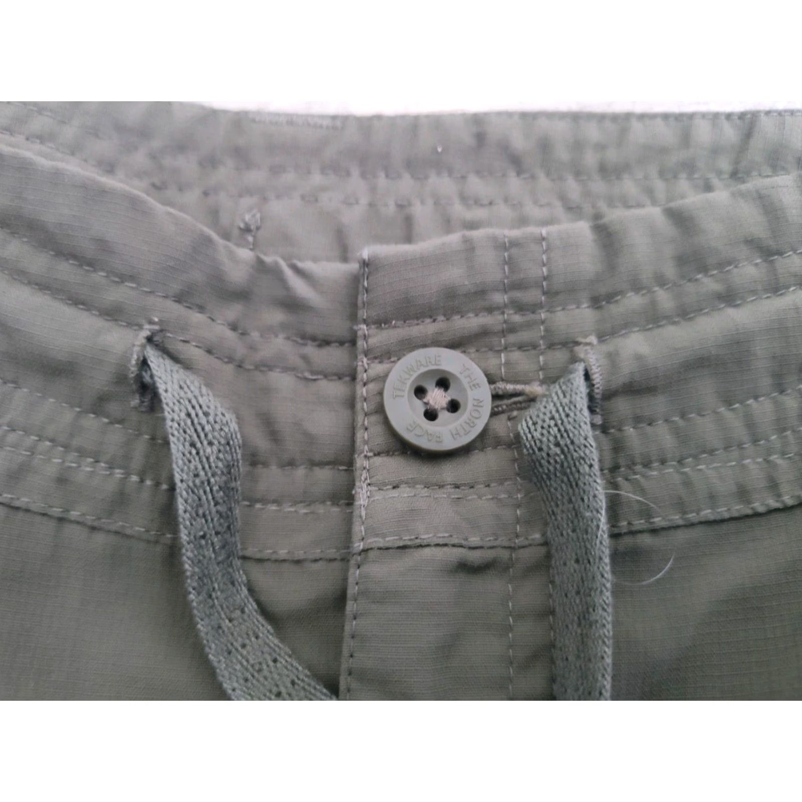 The North Face VINTAGE The North Face Women's Hiking Pants Chino Size 14 Olive Nylon Casual Travel Size 36" / US 14 / IT 50 - 5 Thumbnail