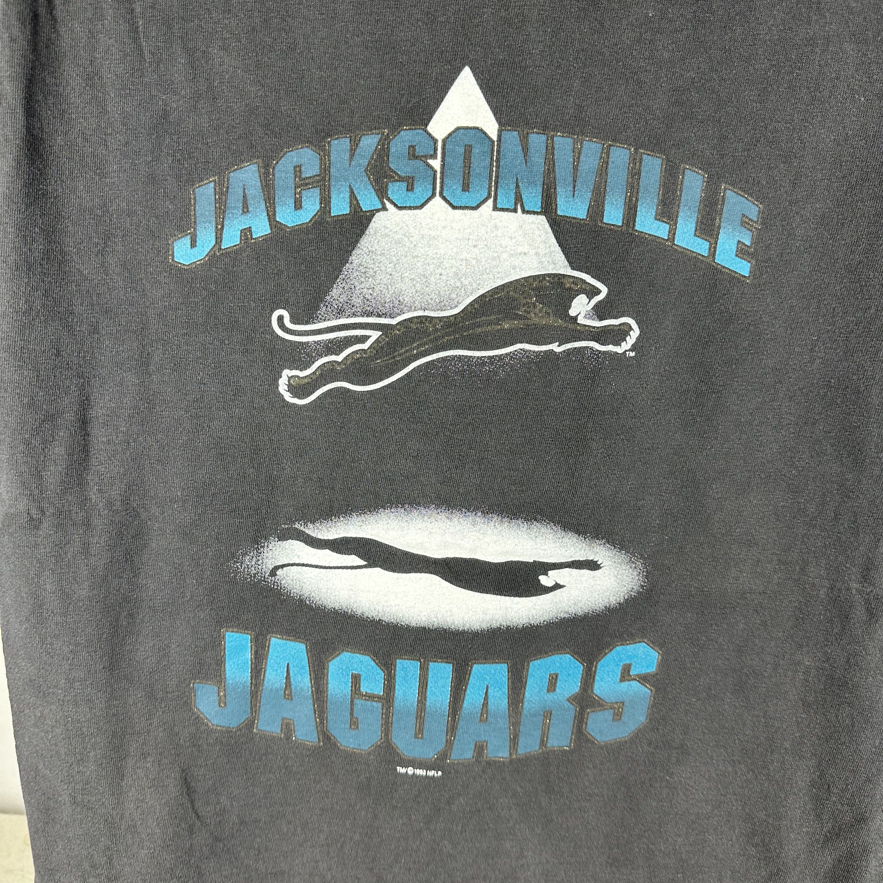 Vintage ​​​​1993 Jacksonville Jaguars Football NFL Starter T-shirt Size US S / EU 44-46 / 1 - 2 Thumbnail