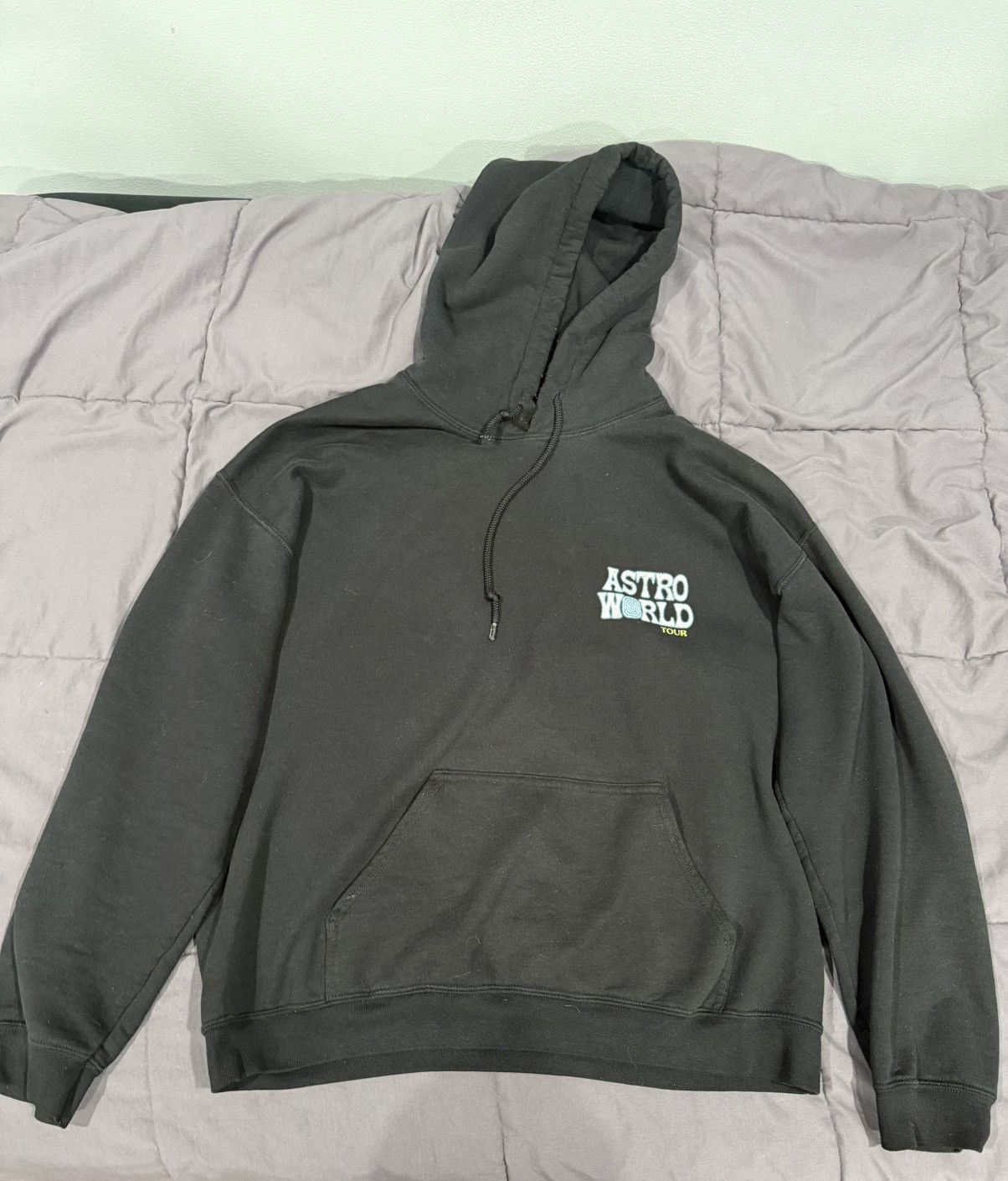 Travis Scott Astroworld Staff Hoodie Size US L / EU 52-54 / 3 - 1 Thumbnail
