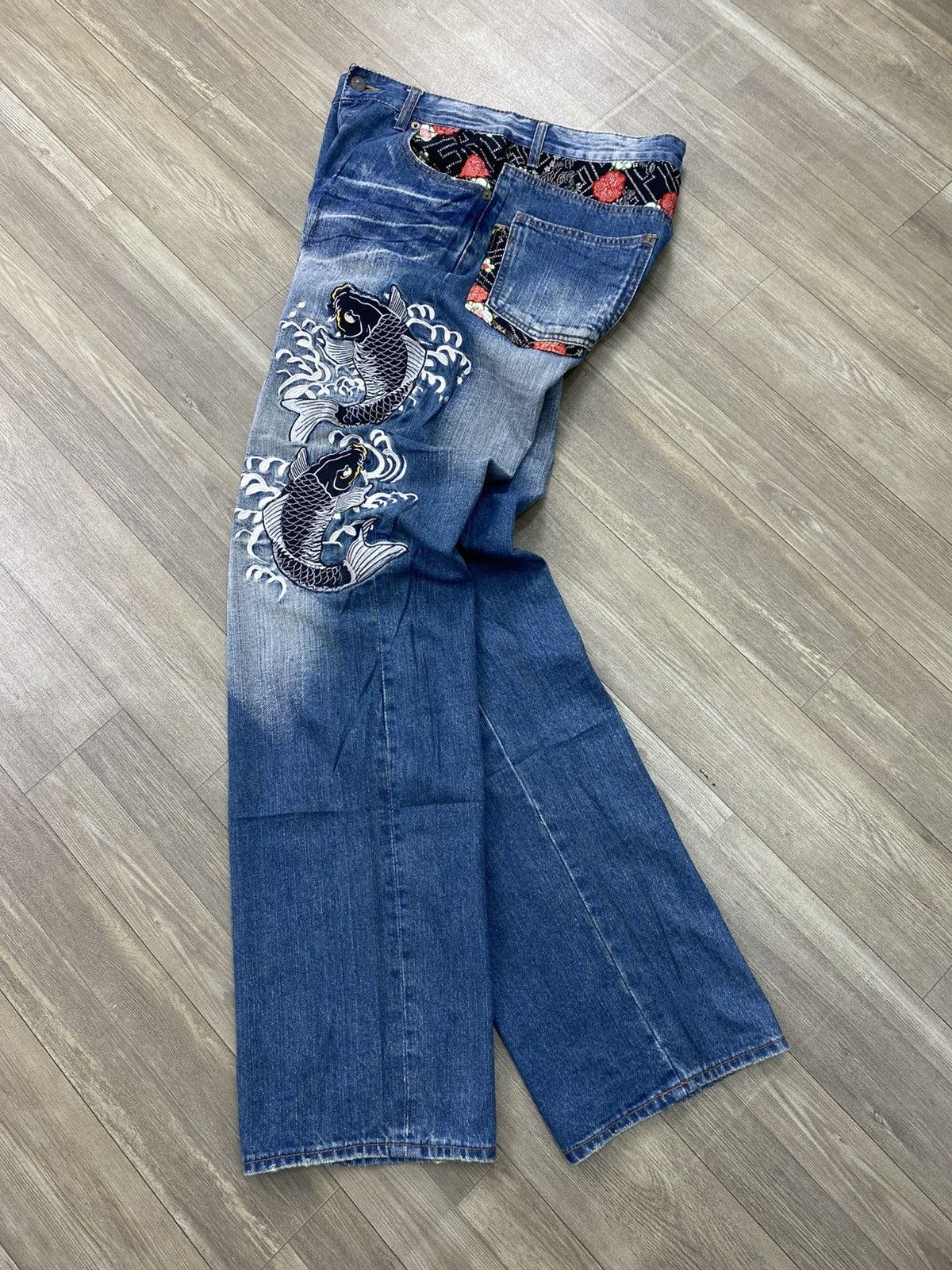 Karakuri Tamashii Dominate Karakuri Tamashii Koi Flowers Embroidery Jeans Y2K Size US 30 / EU 46 - 18 Thumbnail