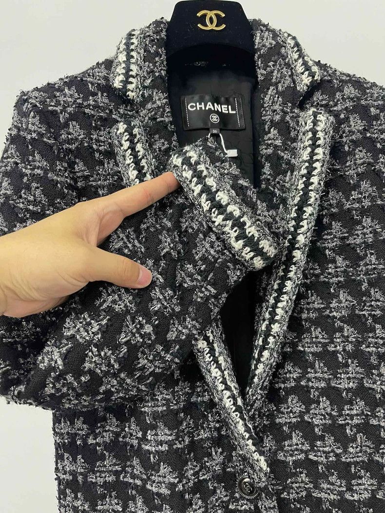 Chanel Chanel Forest series black and silver tweed bird coat Size XS / US 0-2 / IT 36-38 - 6 Thumbnail