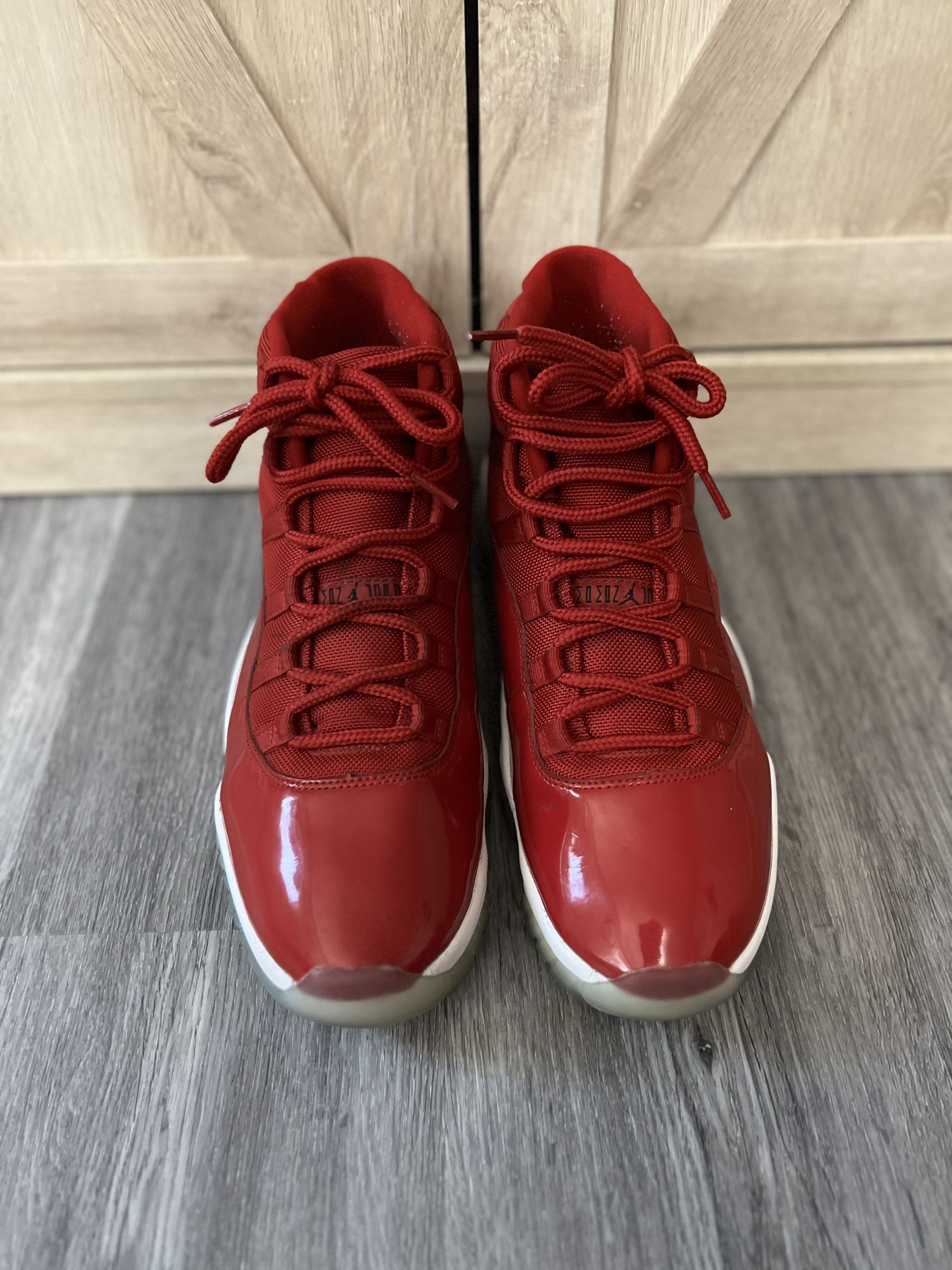 Nike Jordan 11 Retro Win Like 96 Size US 12 / EU 45 - 4 Thumbnail