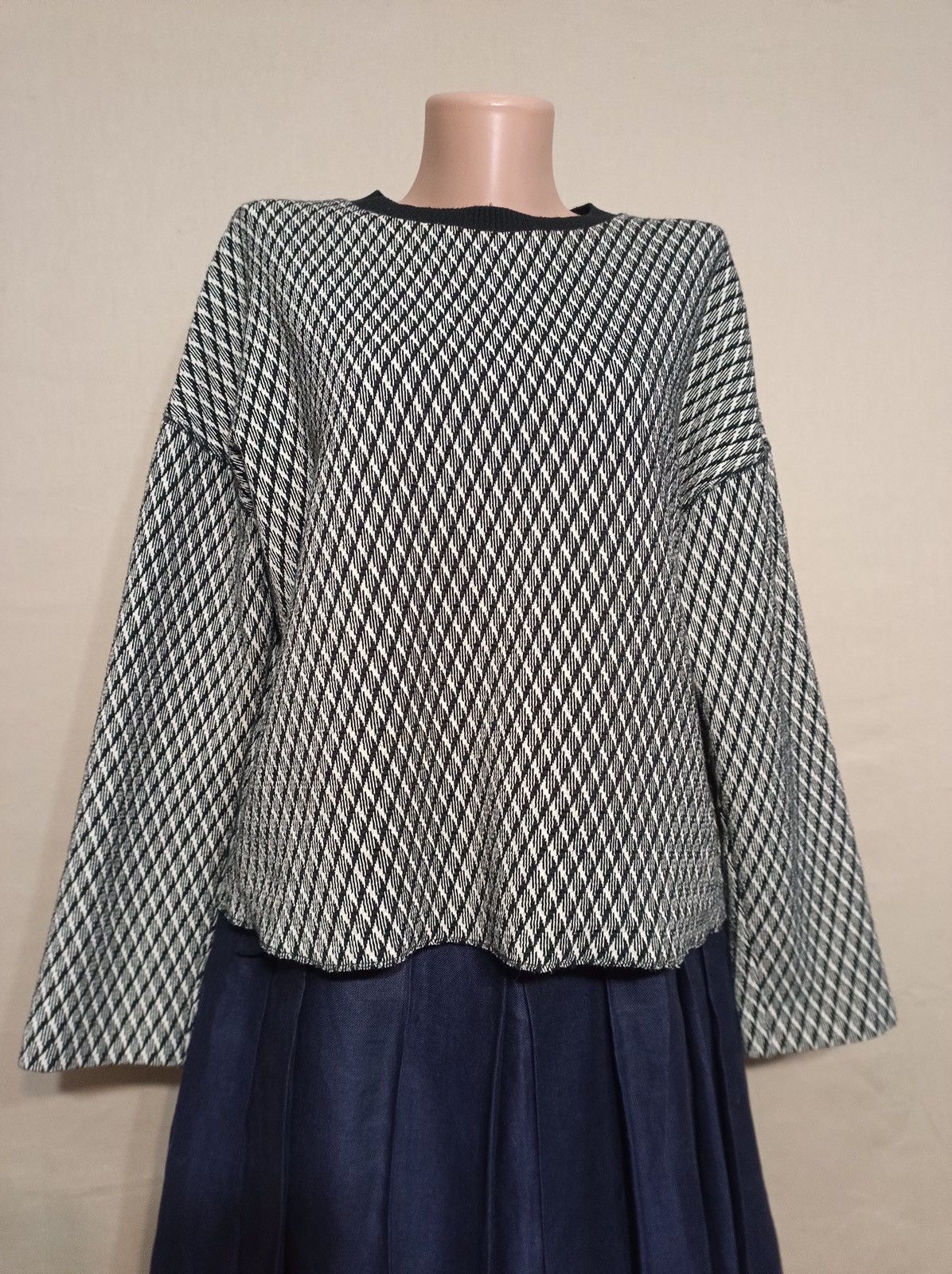 Max Mara Weekend Max Mara Andina Drop Shoulder Top Sweater Size XL Size XL / US 12-14 / IT 48-50 - 3 Thumbnail