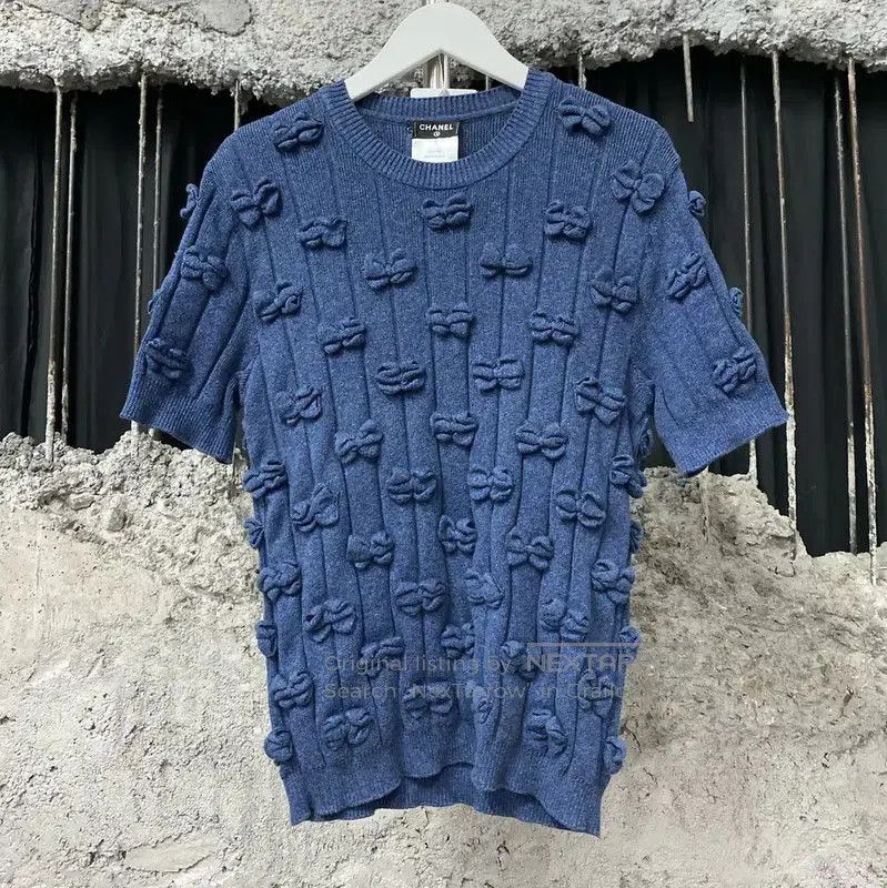Chanel Chanel Summer Peacock Blue Short Sleeve T-shirt . Size XXS / US 00 / IT 34 - 1 Thumbnail