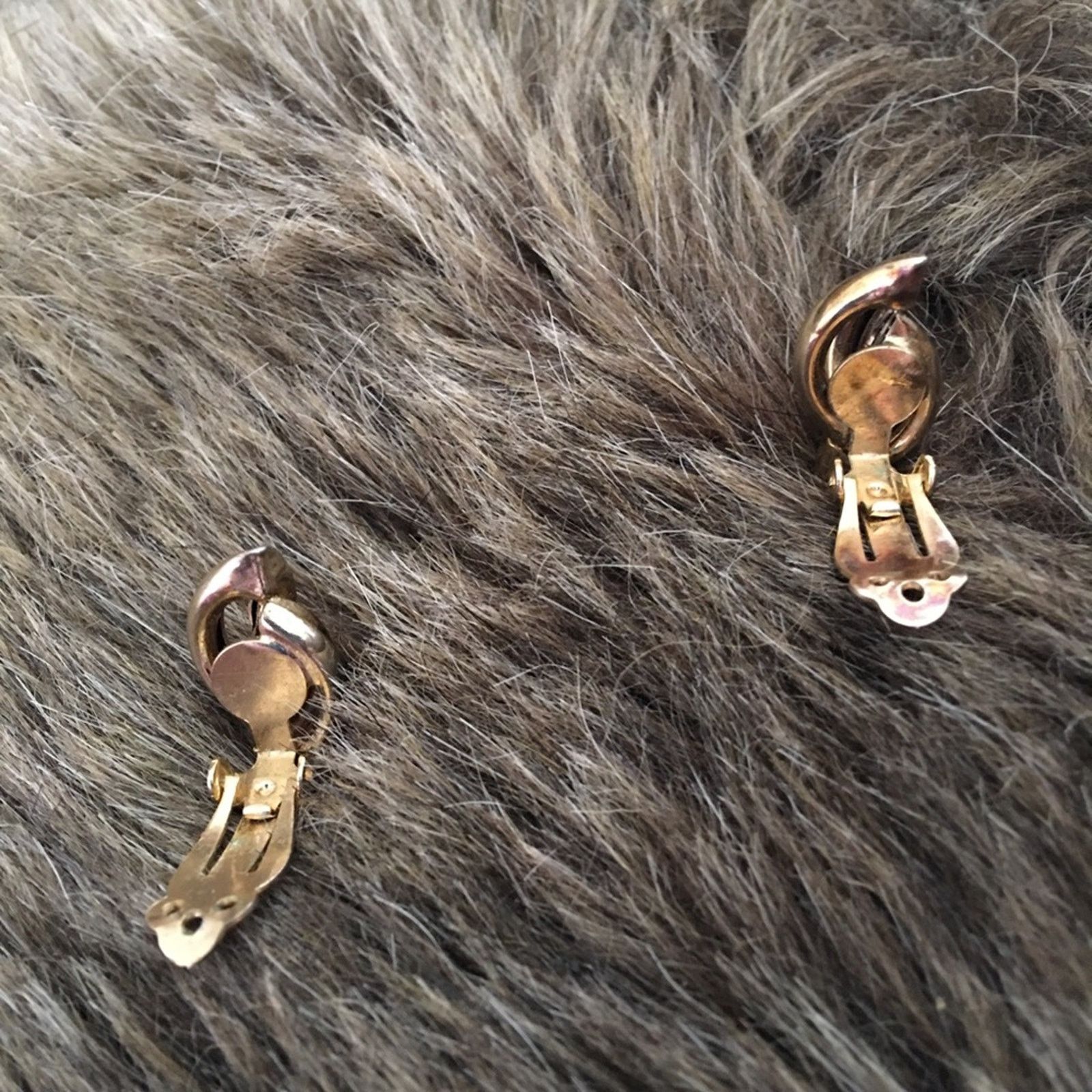 Vintage Vintage gold tone twisted bow style clip earrings Size ONE SIZE - 5 Thumbnail