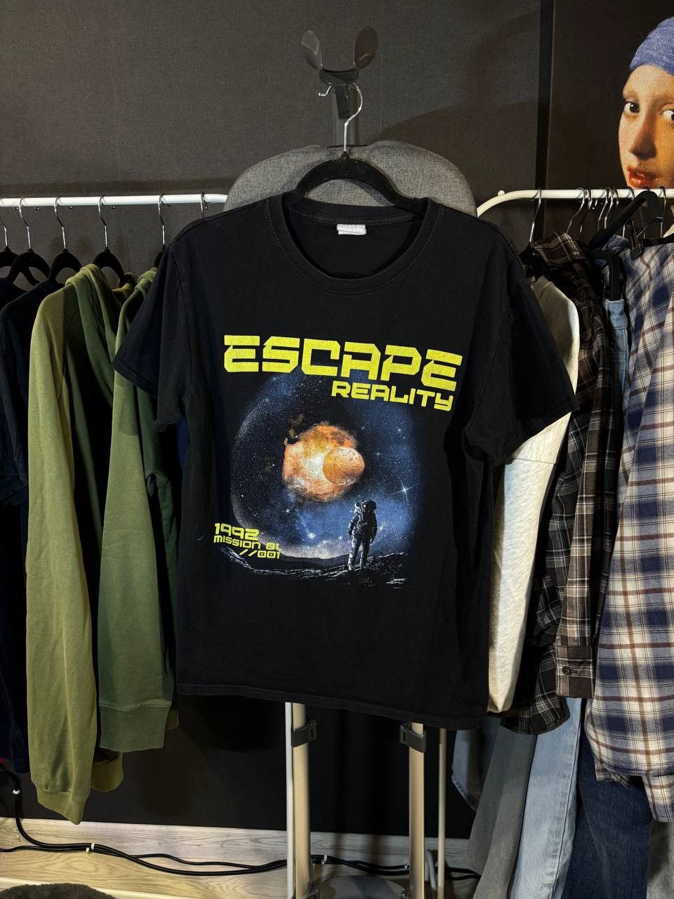 Other Escape Reality 1992 T-shirt Size:S Size US S / EU 44-46 / 1 - 1 Thumbnail