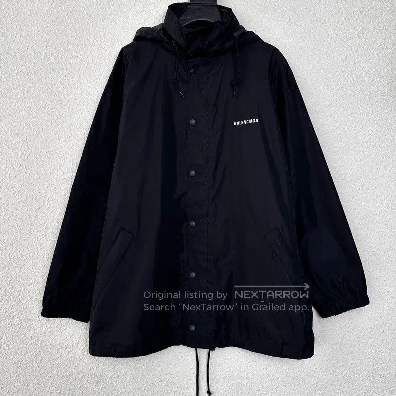Balenciaga Balenciaga Logo Coach Jacket Raincoat. Size US XS / EU 42 / 0 - 1 Thumbnail