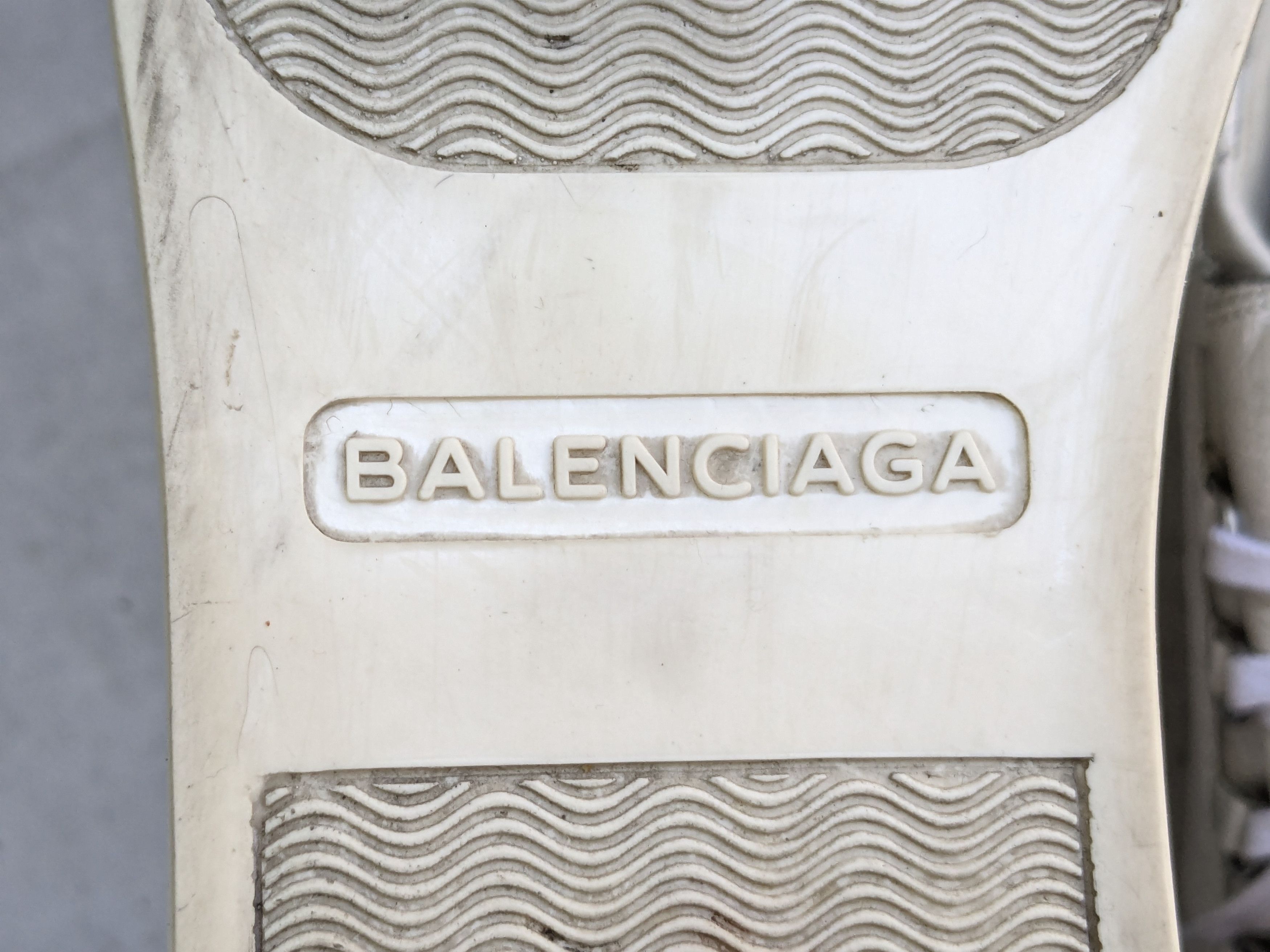 Balenciaga Balenciaga Arena Sneakers White 12 High Tops Leather Size US 12 / EU 45 - 15 Thumbnail