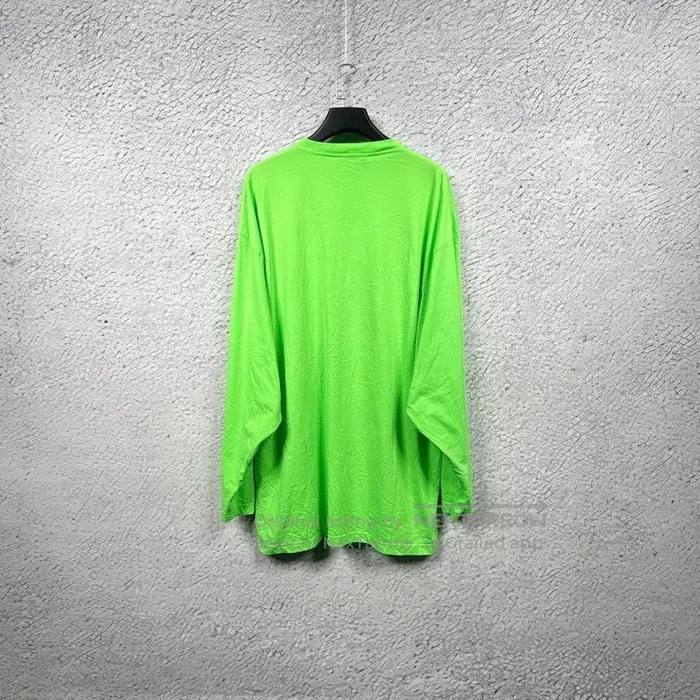 Balenciaga Balenciaga Neon apple green seven-country language logo lo Size US M / EU 48-50 / 2 - 2 Thumbnail