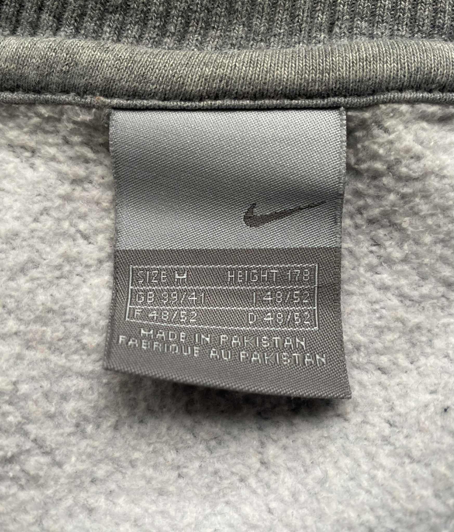 Nike Vintage 90s Nike Gray Sweatshirt Crewneck Big Swoosh Size US M / EU 48-50 / 2 - 5 Thumbnail