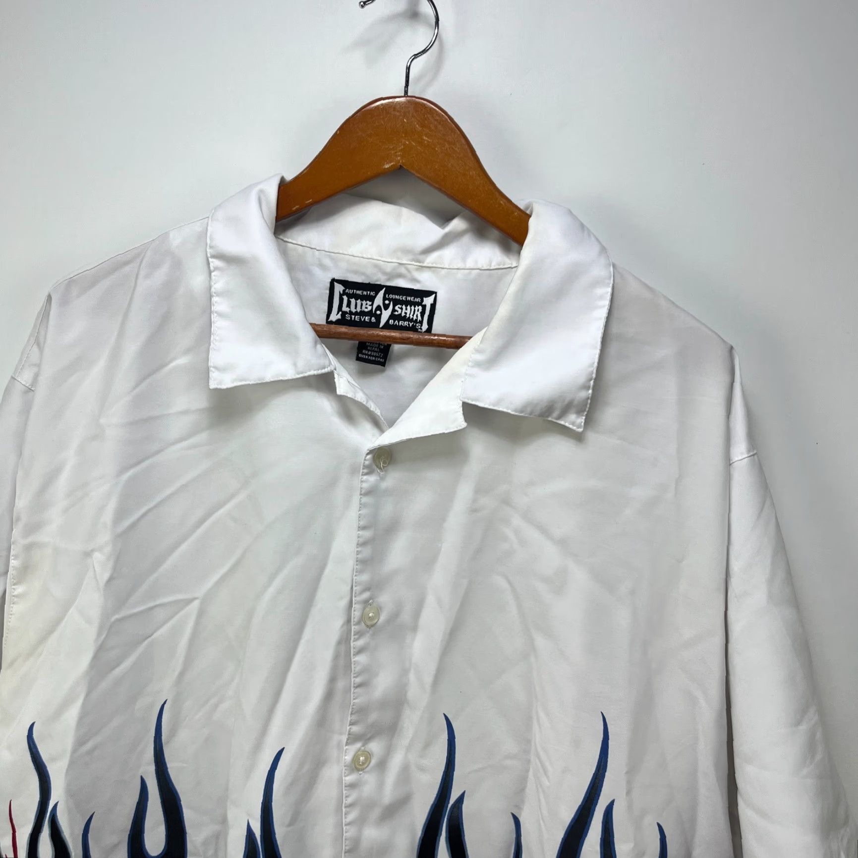 Vintage VINTAGE Nike Air Shirt XL White 90s USA Logo Button Short Sleeve Men Size US XL / EU 56 / 4 - 3 Thumbnail