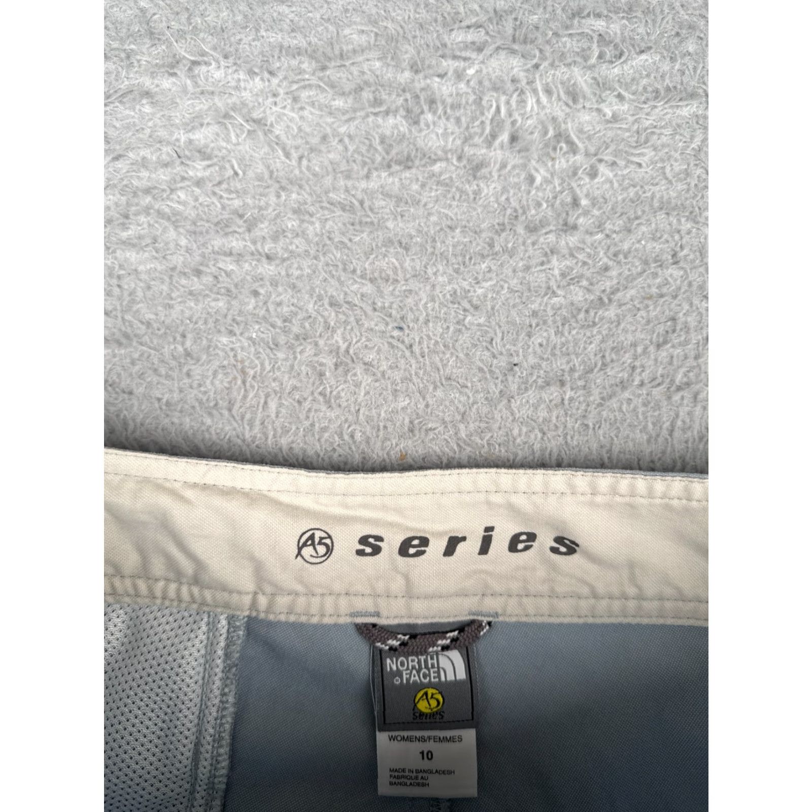 The North Face The North Face Shrots Women 10 Blue White Cotton Blend A5 Series Hike Gym 32x5 Size 32" / US 10 / IT 46 - 7 Thumbnail