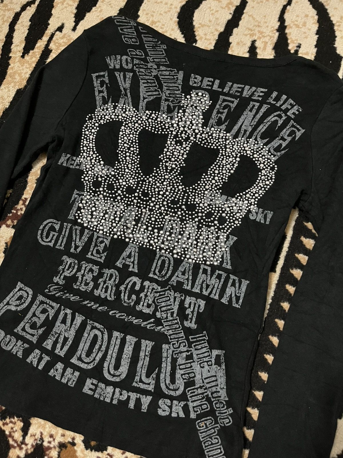 If Six Was Nine × Japanese Brand × Le Grande Bleu (L.G.B.) Japanese Garnet Crown works poem style Size US S / EU 44-46 / 1 - 4 Thumbnail