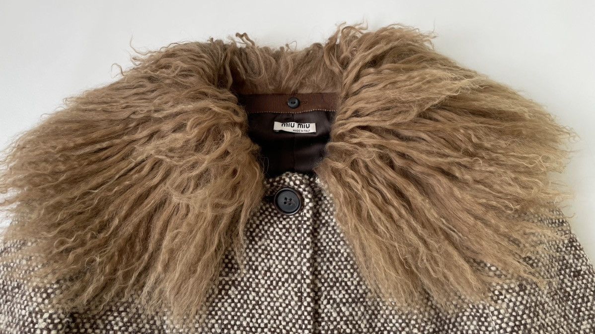 Miu Miu Early 2000s Shearling Collar Boucle Overcoat Size S / US 4 / IT 40 - 3 Thumbnail