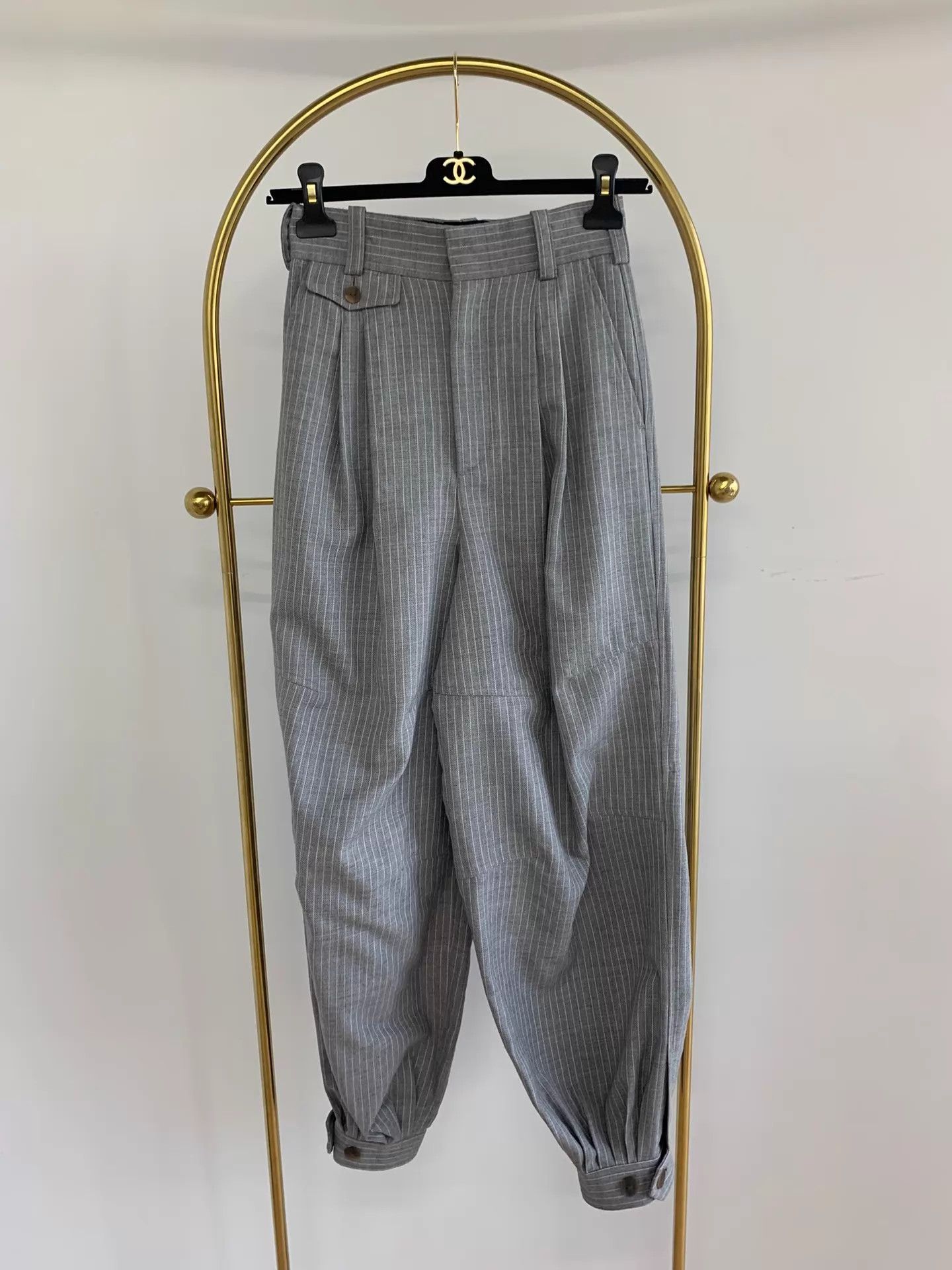 Loewe Loewe Gray Vertical Stripe Cuffed Pants 32 New Size 24" / US 00 / IT 34 - 1 Thumbnail