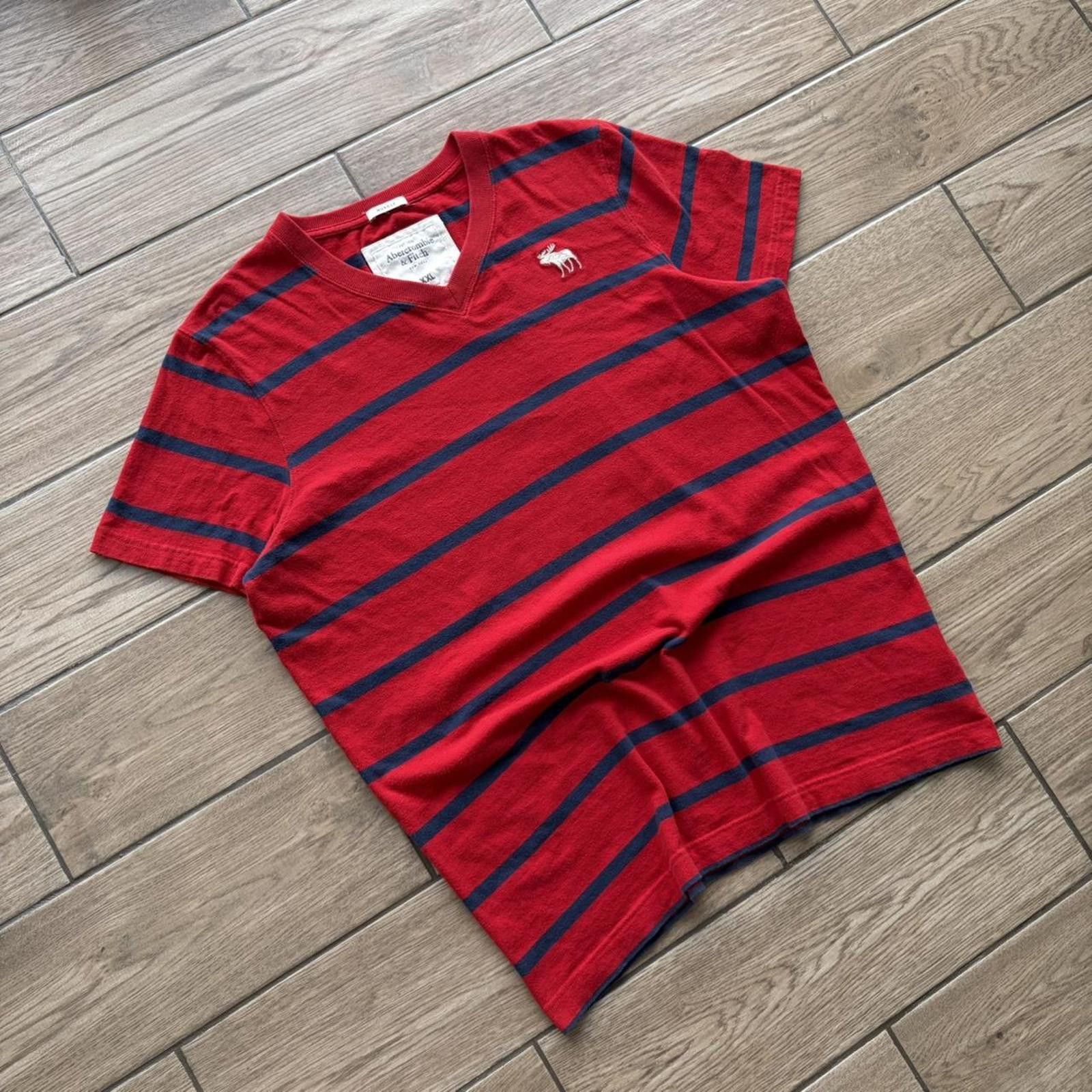 Abercrombie & Fitch Y2K Striped Abercrombie & Fitch V-Neck T-Shirt Size US XL / EU 56 / 4 - 2 Thumbnail