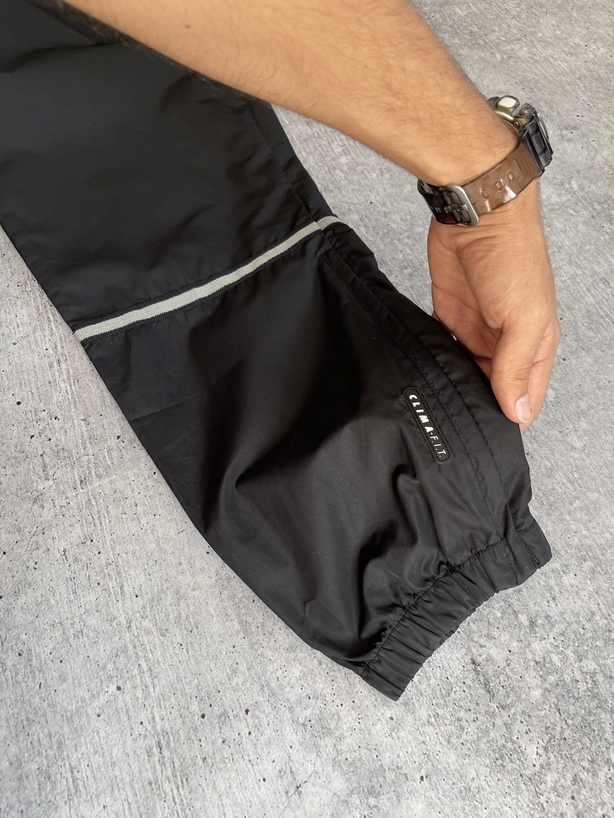 Nike × Vintage Vintage Nike Black Lightweight Sports Pants, Polyester S Size US 30 / EU 46 - 5 Thumbnail
