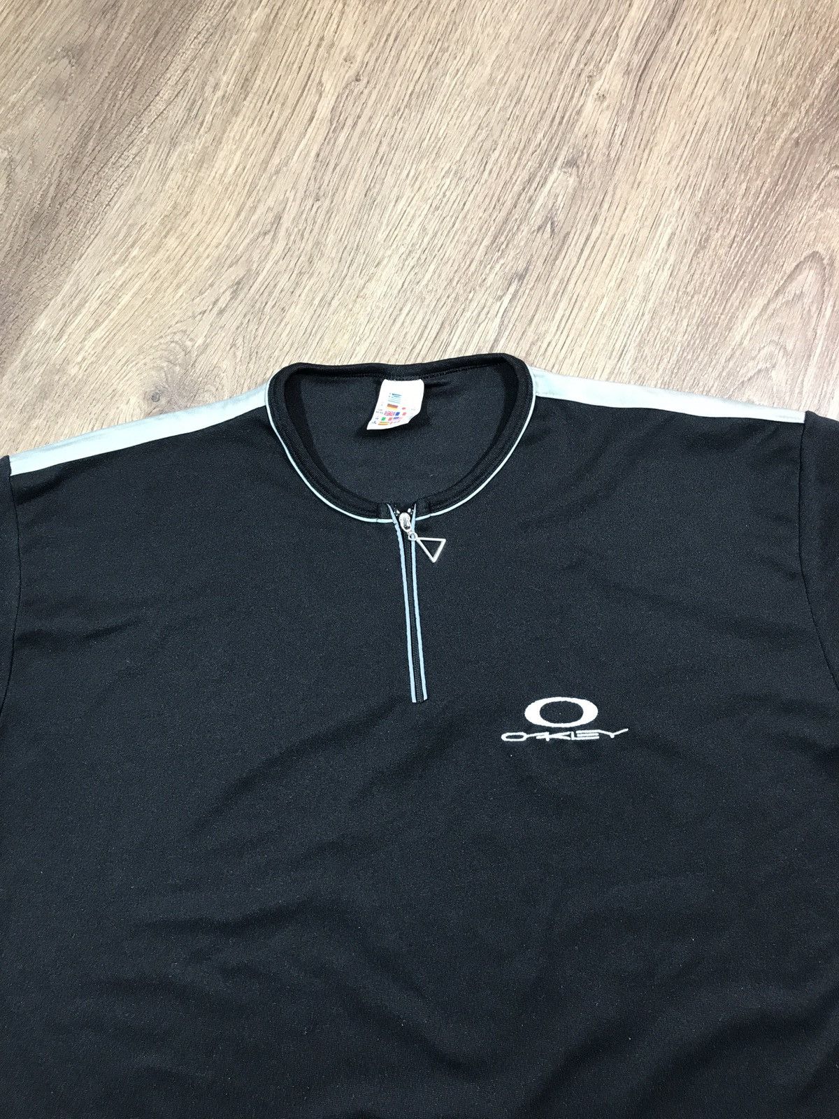 Oakley × Vintage Oakley Vintage 1/4 Zip T Shirt Size US XL / EU 56 / 4 - 2 Thumbnail