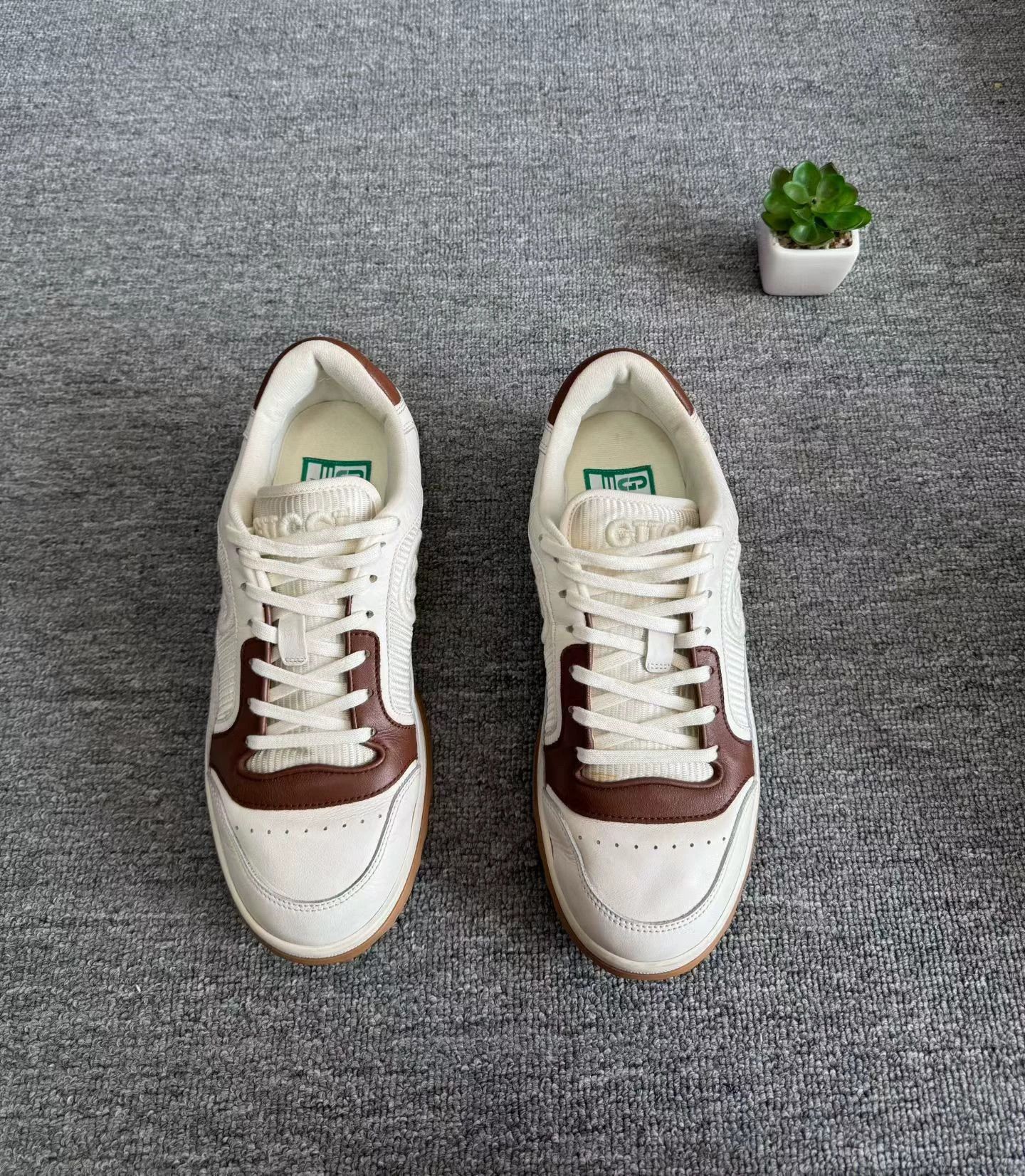 Gucci Gucci Mac80 White Brown 41 EU Good Condition Minor Wear Size US 8 / EU 41 - 5 Thumbnail