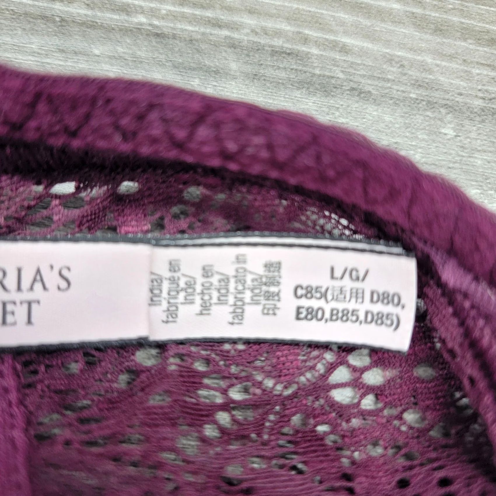 Victoria's Secret Victoria's Secret Bra Womens L Purple Push Up Lace Underwire Padded Floral Size ONE SIZE - 5 Thumbnail
