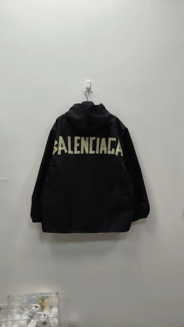 Balenciaga Balenciaga Letter print sun protection hooded jacket Size US M / EU 48-50 / 2 - 2 Thumbnail