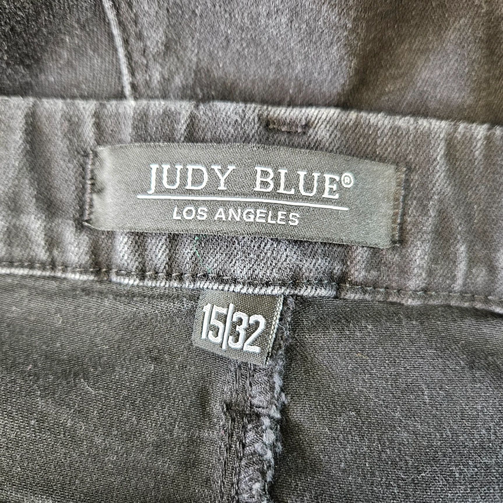 Vintage Judy Blue Womens Skinny Fit Jeans Sz 15 Black High Rise Denim Cotton Blend Regular Rise 11" Inseam 26.5" Waist 18" Size 36" / US 14 / IT 50 - 8 Thumbnail