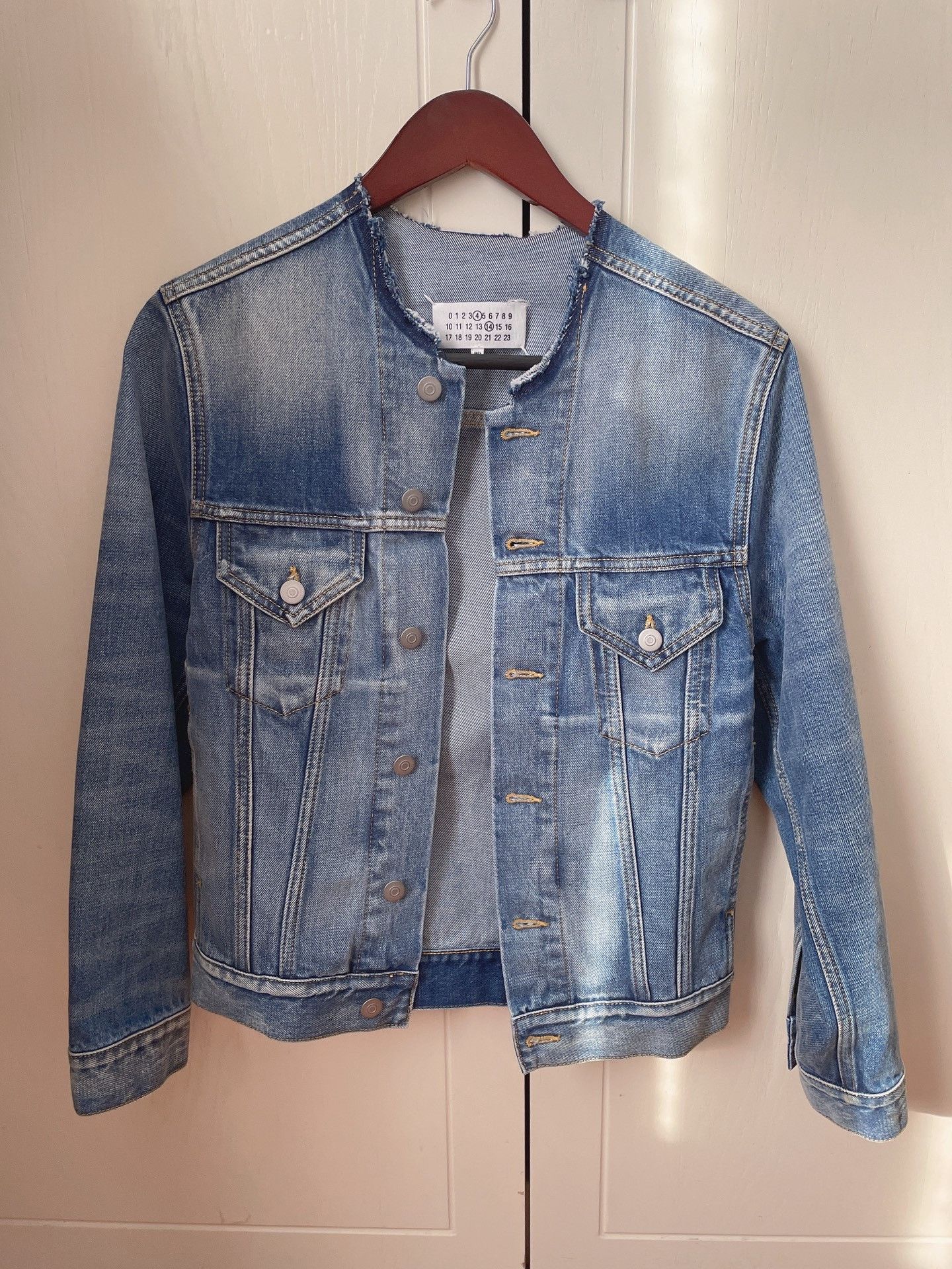 Maison Margiela Maison Margiela Collarless washed denim jacket 2501-Nextarr Size XS / US 0-2 / IT 36-38 - 1 Thumbnail