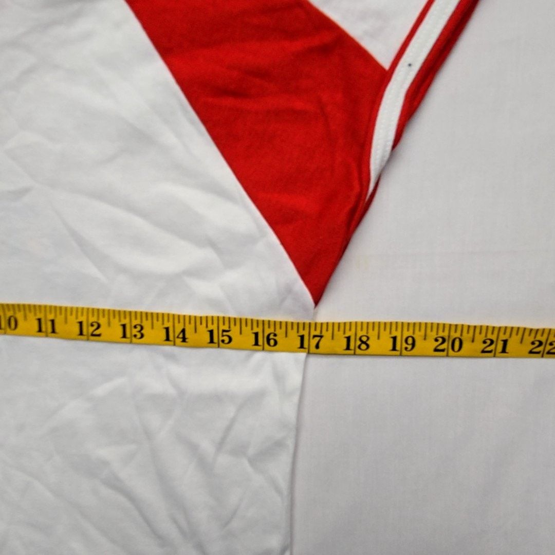 Vintage Vintage Montana Graphic Tee Le Riche Red White V-Neck Shirt Size L / US 10 / IT 46 - 6 Thumbnail