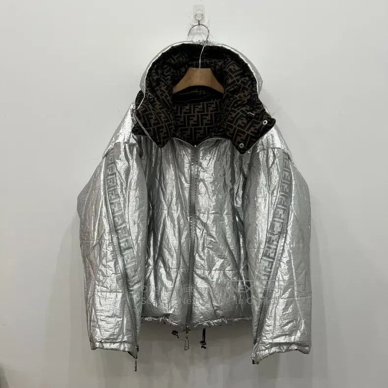 Fendi Fendi Two-way wear down jacket Size US L / EU 52-54 / 3 - 6 Thumbnail