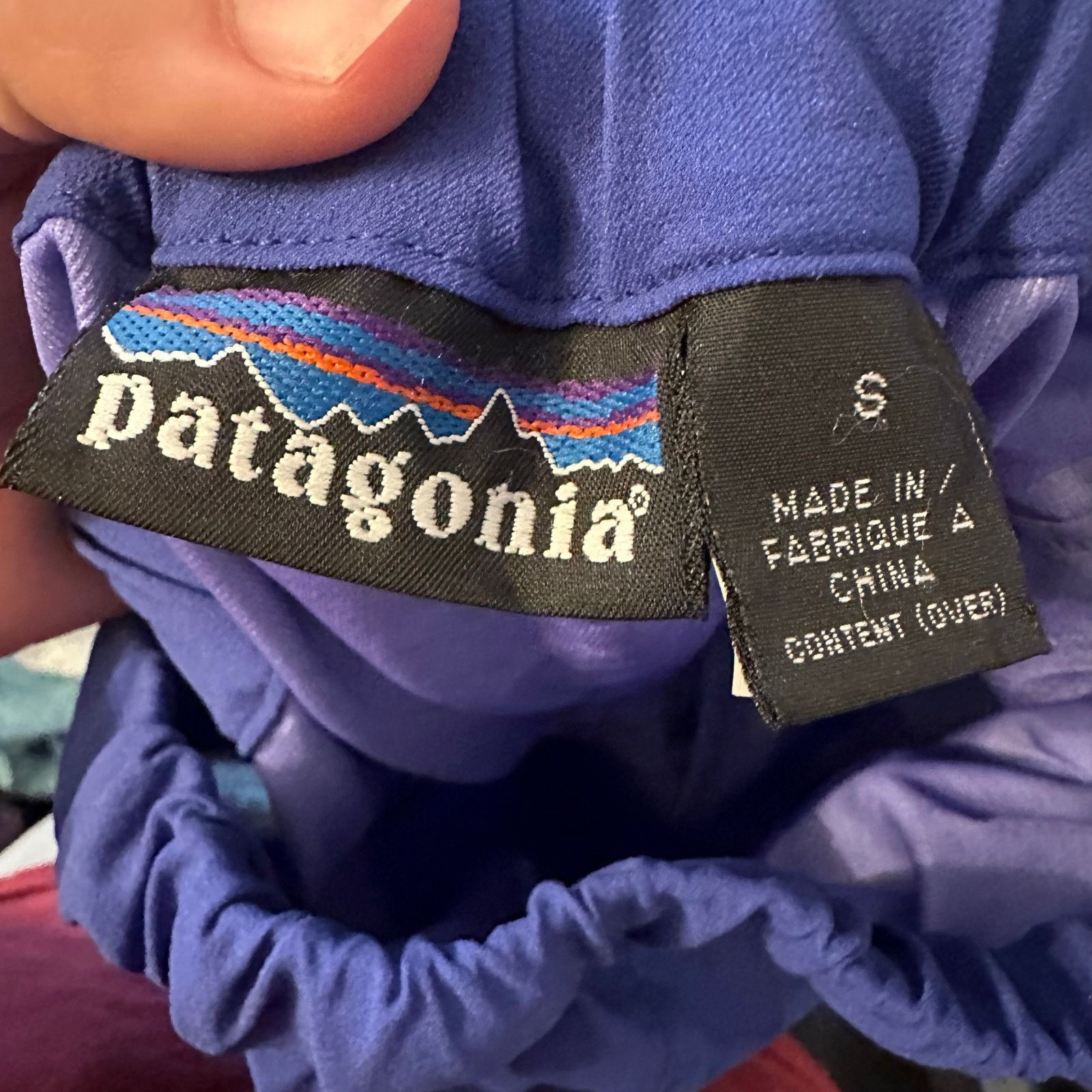 Patagonia Vintage Patagonia shell pants blue 100 percent nylon Size US 28 / EU 44 - 3 Thumbnail