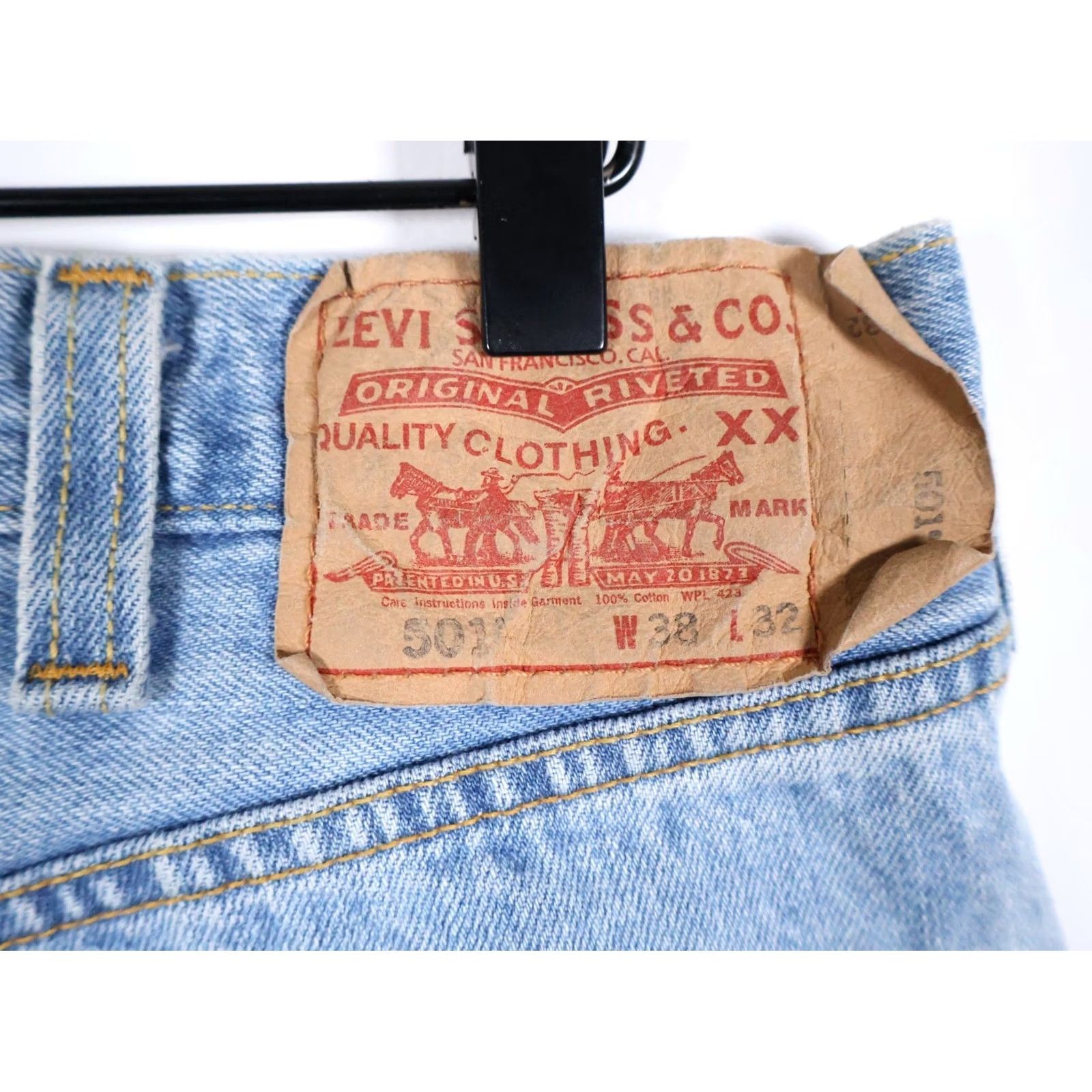 Levi's Y2K Levi's 501 XX Jeans Men 36 x 32 Blue Denim Button Fly Vintage No 9 Size US 36 / EU 52 - 3 Thumbnail