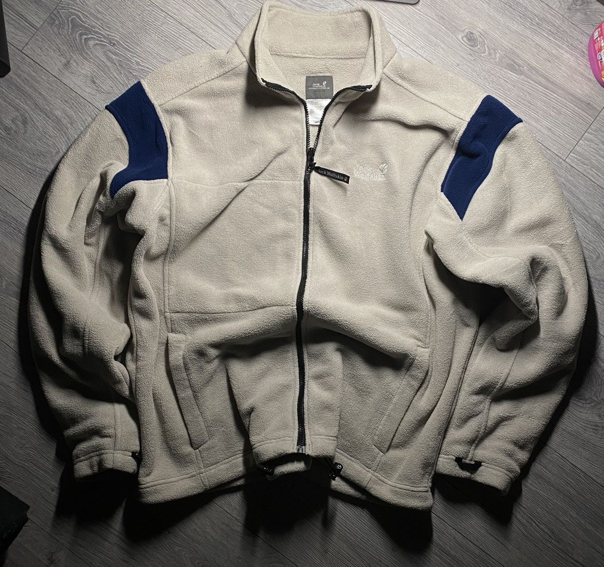 Jack Wolfskin Jack Wolfskins beige fleece warm cosy vibes Size US XXL / EU 58 / 5 - 2 Thumbnail