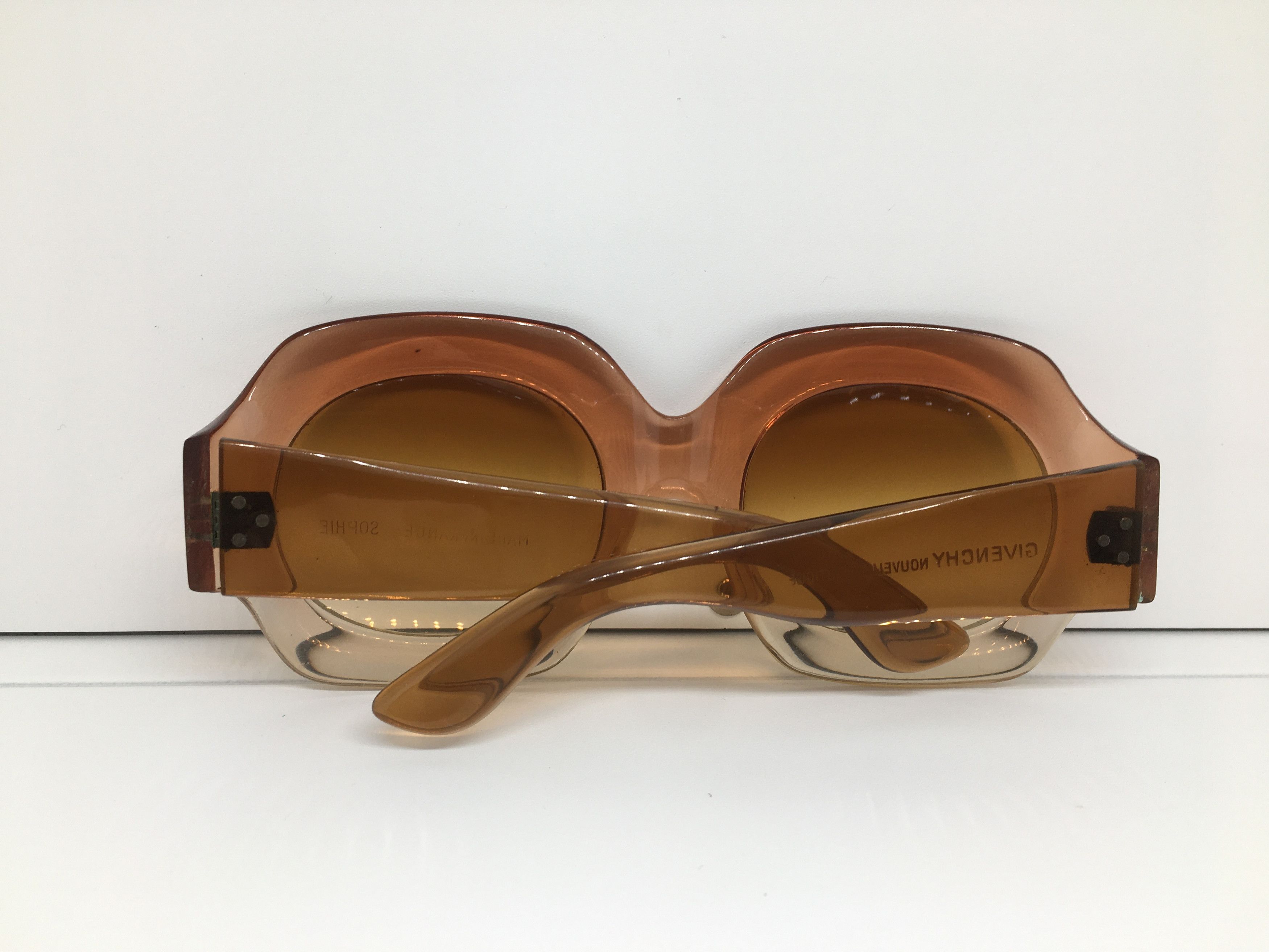 Givenchy GIVENCHY NOUVELLE BOUTIQUE HAUTE COUTURE LUNETTES DE SOLEIL Size ONE SIZE - 8 Thumbnail