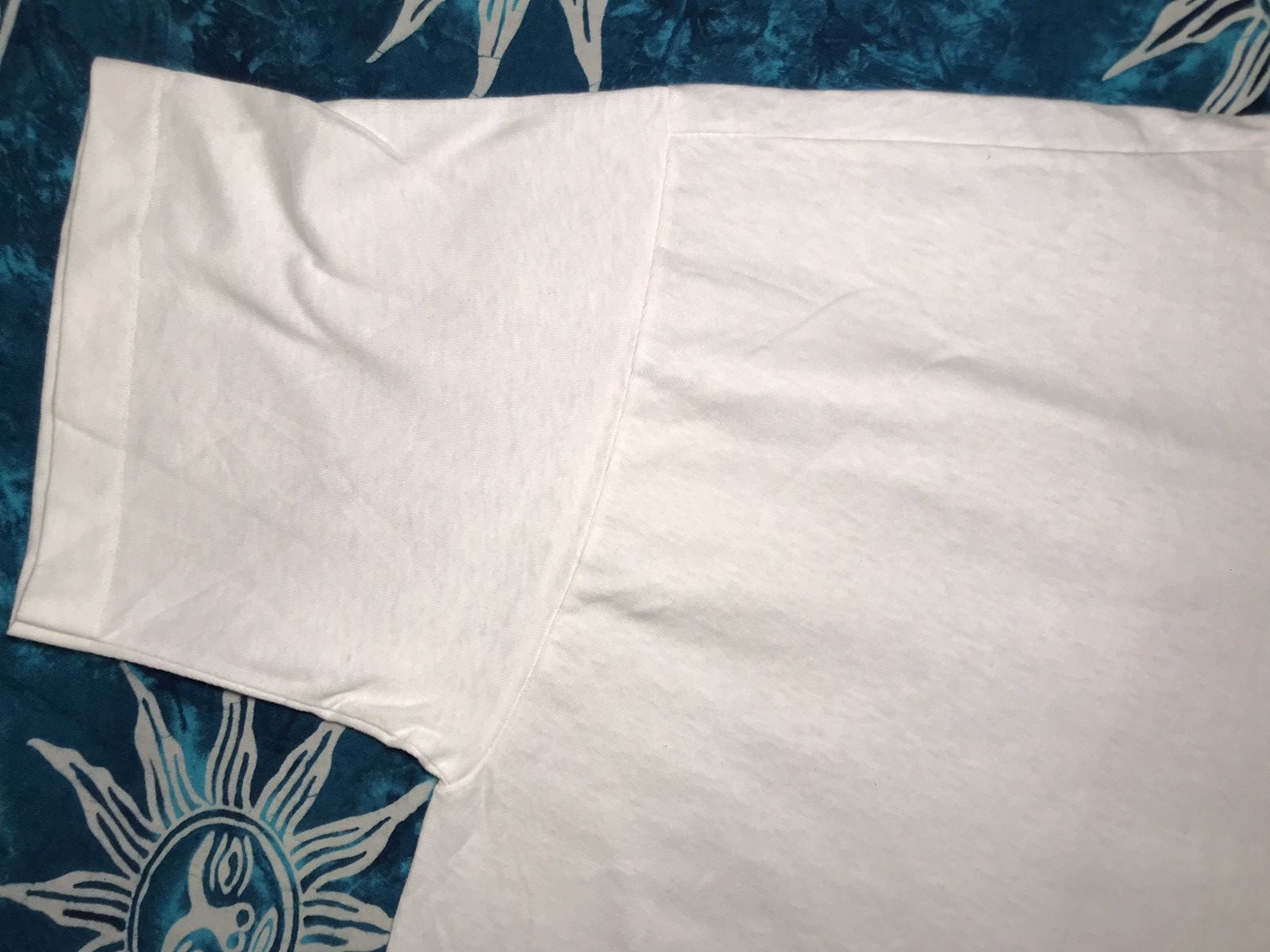 Other Vintage Y2K 90s NIVEA Sensitive Souls Screen Stars T-shirt Size US XL / EU 56 / 4 - 8 Thumbnail