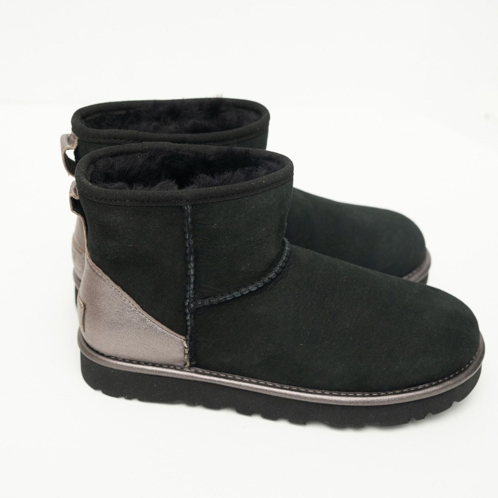 Ugg UGG. Classic Mini Shine Boots. Size US 6 / IT 36 - 1 Thumbnail