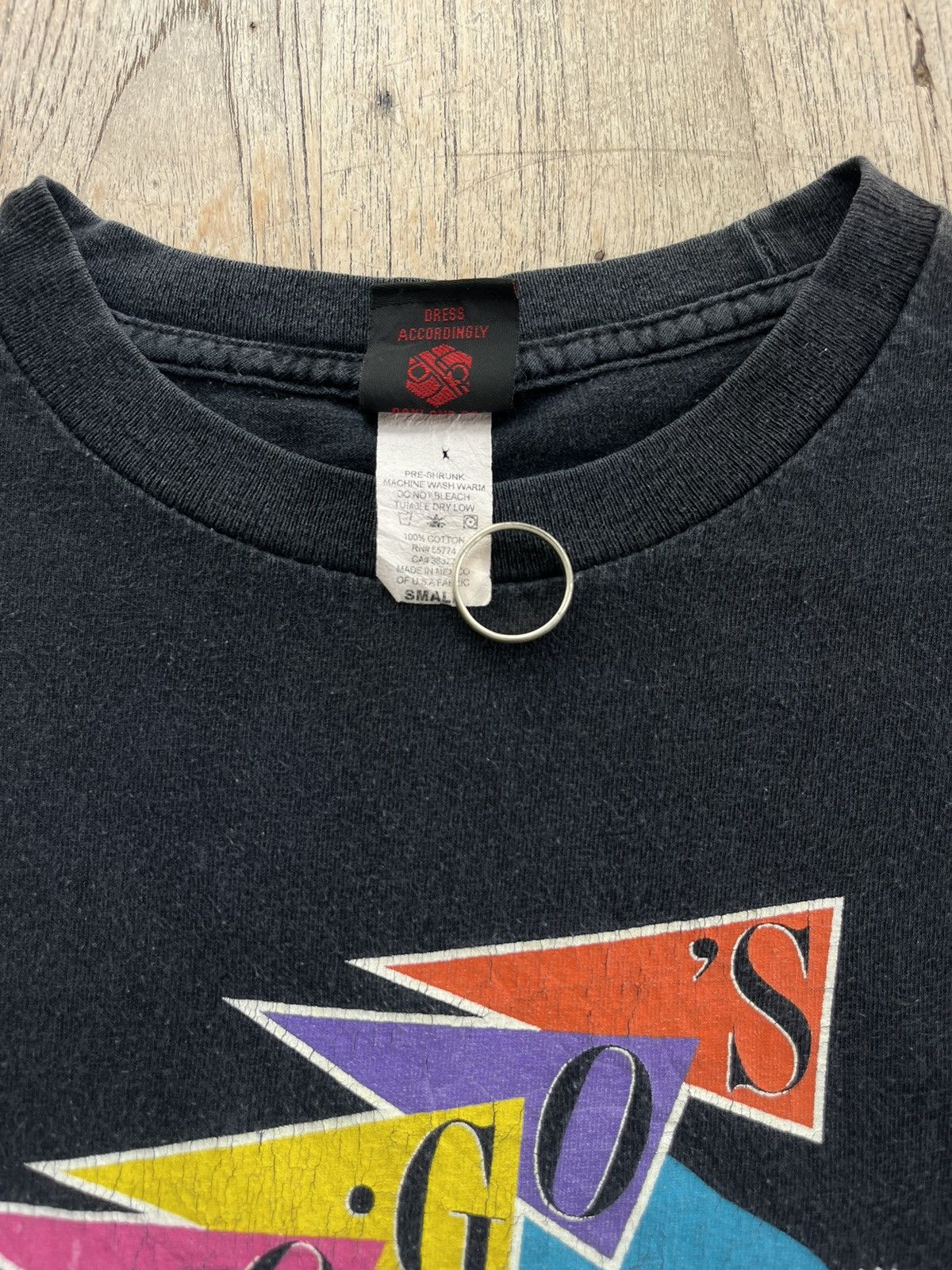 Vintage GO GO’S Vacation 2004’s RockBand Tshirt