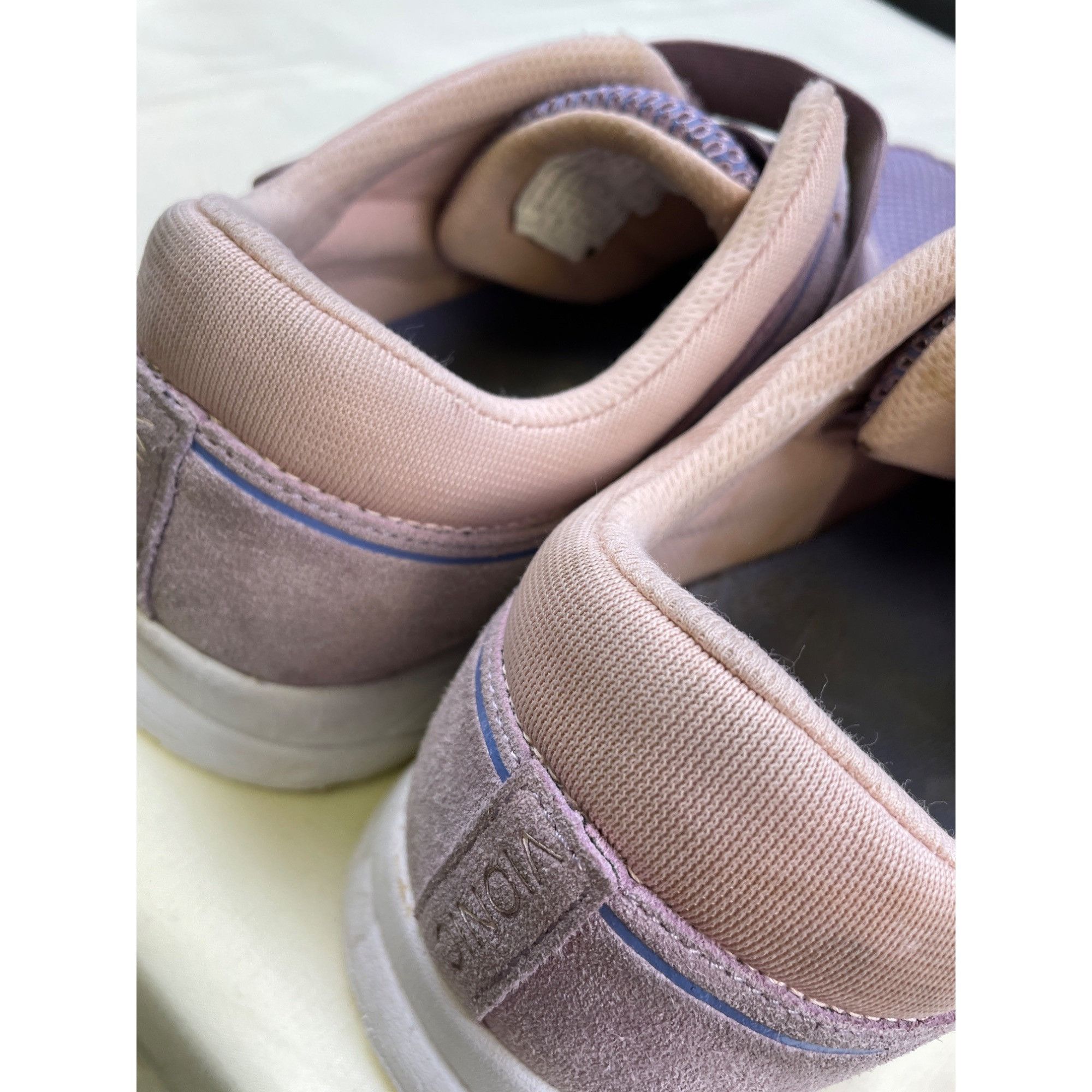 Vionic Vionic Women's Suede/Mesh Purple Shoes/Sneakers SIze 11 SKU Size US 11 / IT 41 - 8 Thumbnail