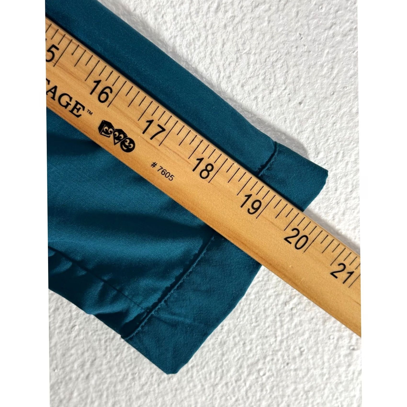 Mountain Hardwear Mountain Hard Wear Teal Long Sleeve Shirt Solid Nylon Women Size M Size M / US 6-8 / IT 42-44 - 6 Thumbnail