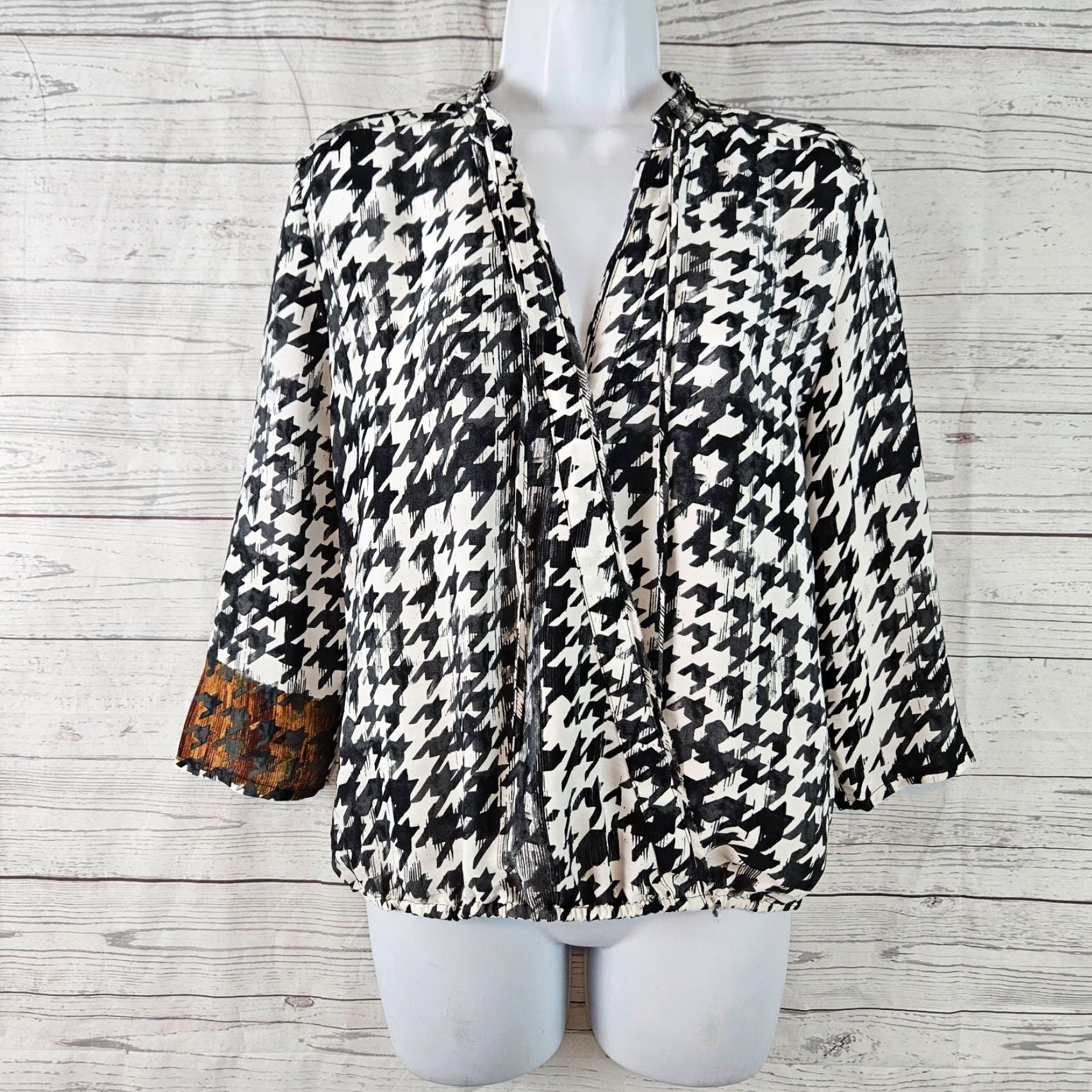 Brochu Walker Brochu Walker Womens Mayes Wrap Top XS Black White Houndstooth 3/4 Sleeve V-Neck Blouse Size XS / US 0-2 / IT 36-38 - 2 Thumbnail