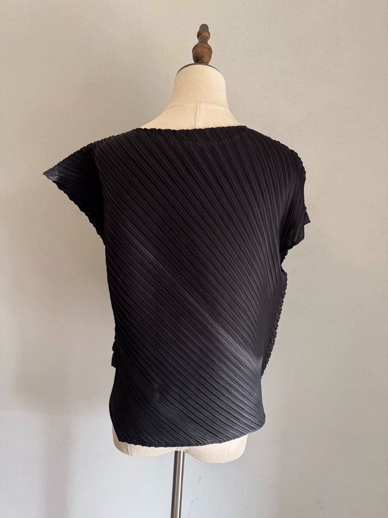 Issey Miyake Issey Miyake size:3 Twill pleated spring top Size XS / US 0-2 / IT 36-38 - 2 Thumbnail