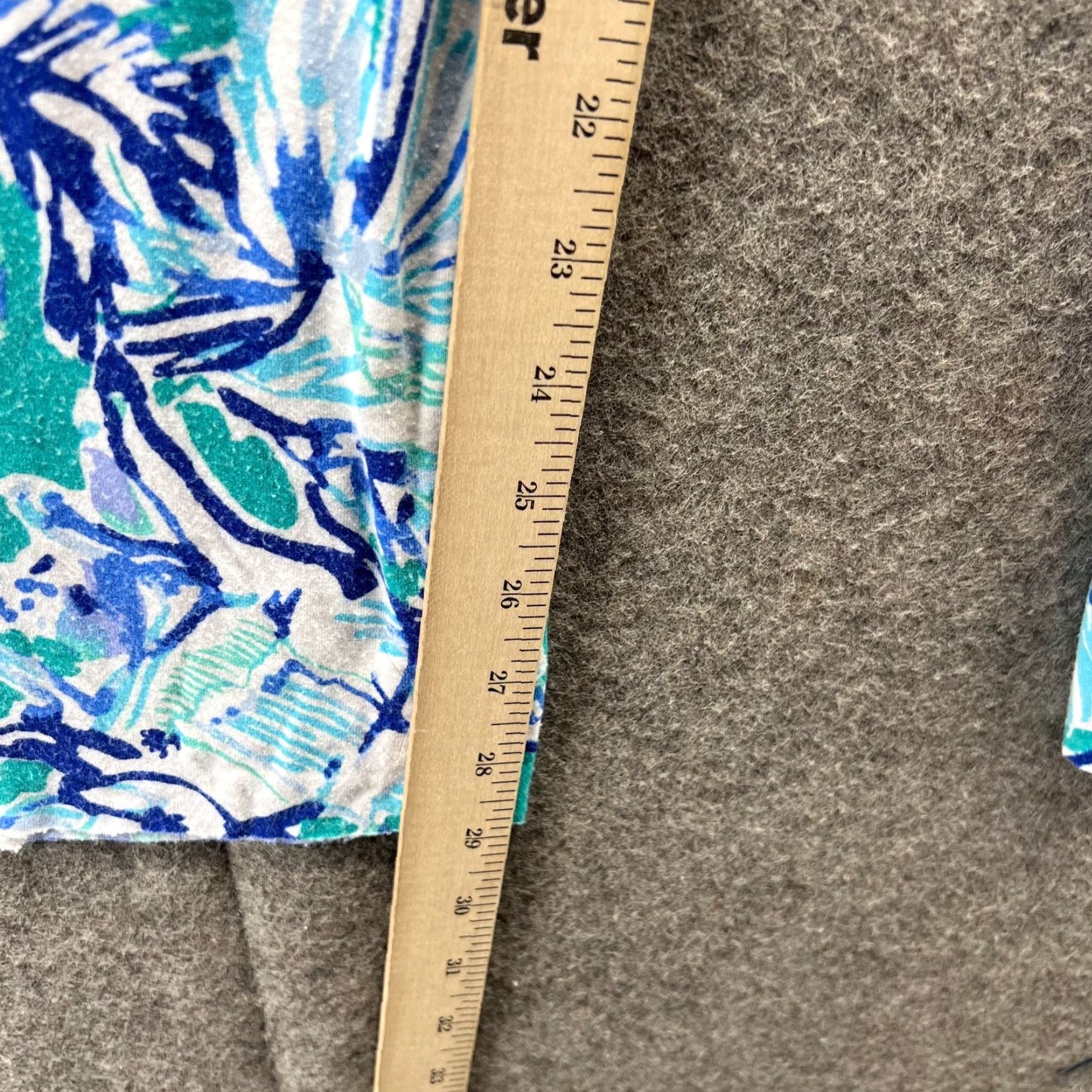 Lilly Pulitzer Lilly Pulitzer Pants Womens Small Blue Abstract White Tropical Floral Wide Leg Shorts? Size 28" / US 6 / IT 42 - 4 Thumbnail